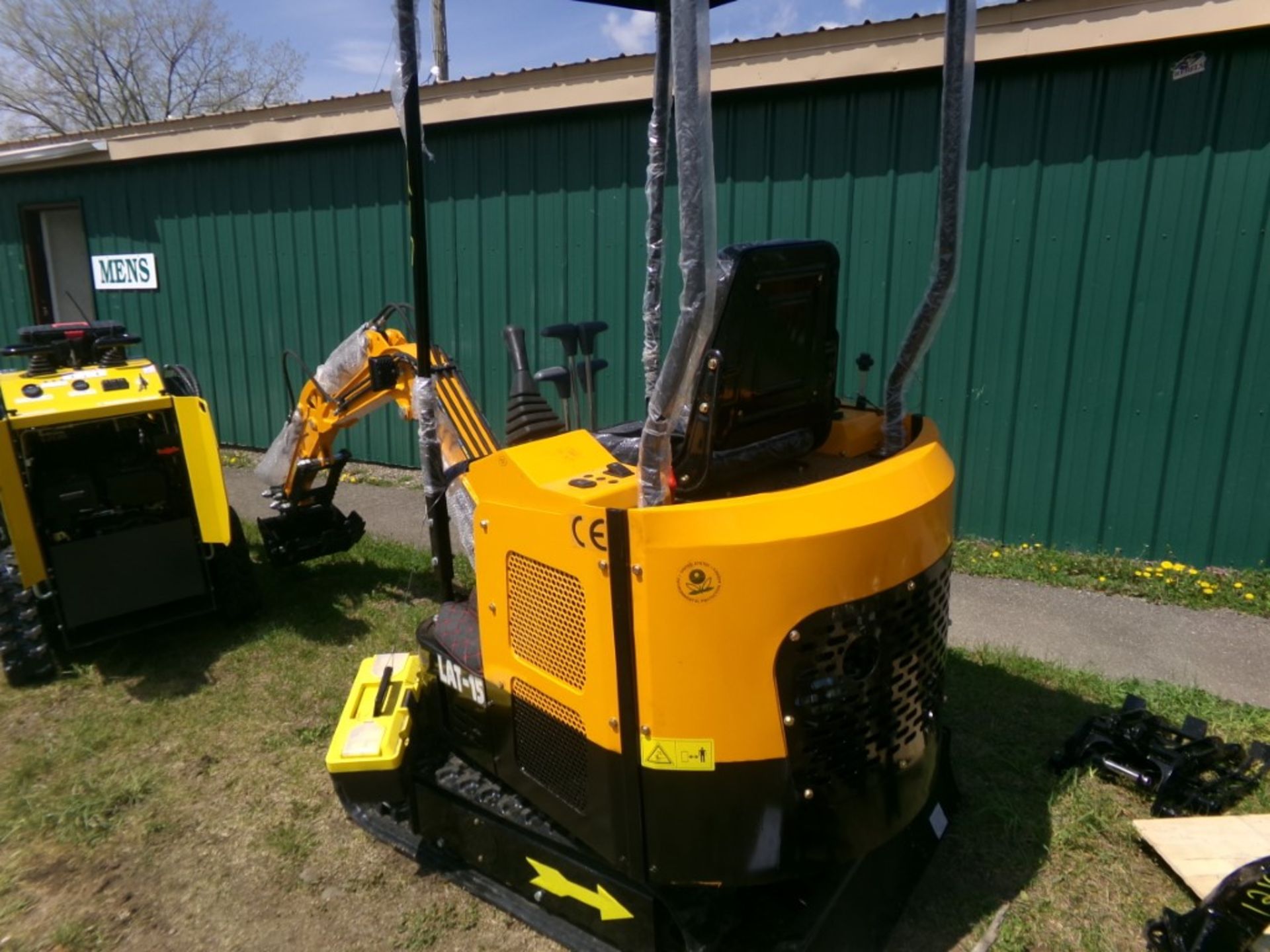 New Mini Excavator, Lanty LAT15, Yellow, Ser. 240326 (4676) - Image 3 of 3