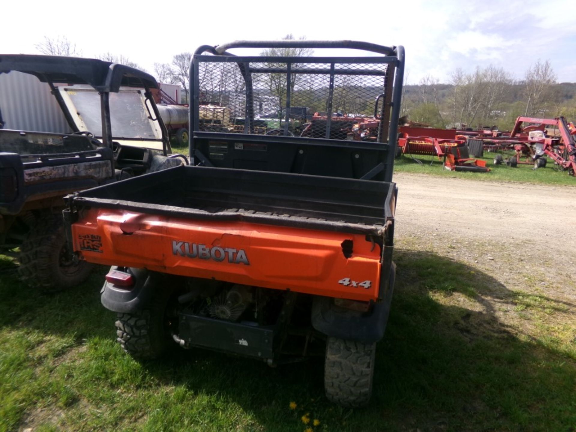 Kubota RTV X900 Diesel Side by Side, Runs, Dump Works, WON'T SHIFT OUT OF NEUTRAL, 10,575 Hrs., - Image 3 of 3