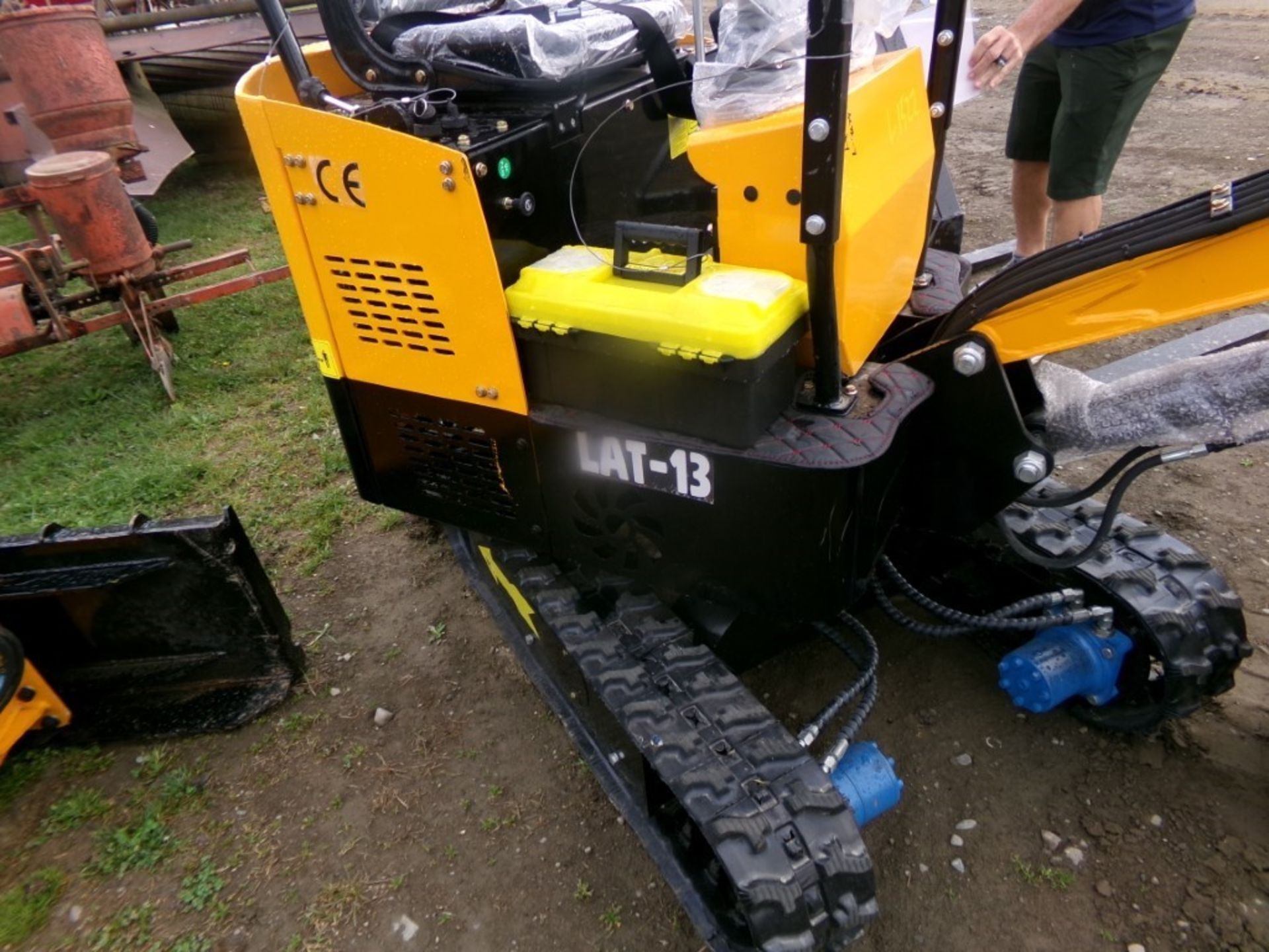 New Mini Excavator, Lanty LAT13, Yellow, Ser. 240203 (4674) - Image 2 of 3