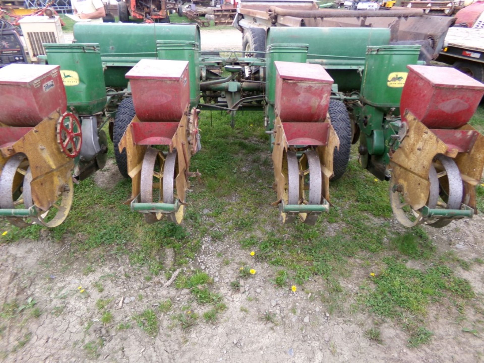 John Deere 4 Row Corn Planter 1240 with Insecticide Boxes (5065) - Image 2 of 3