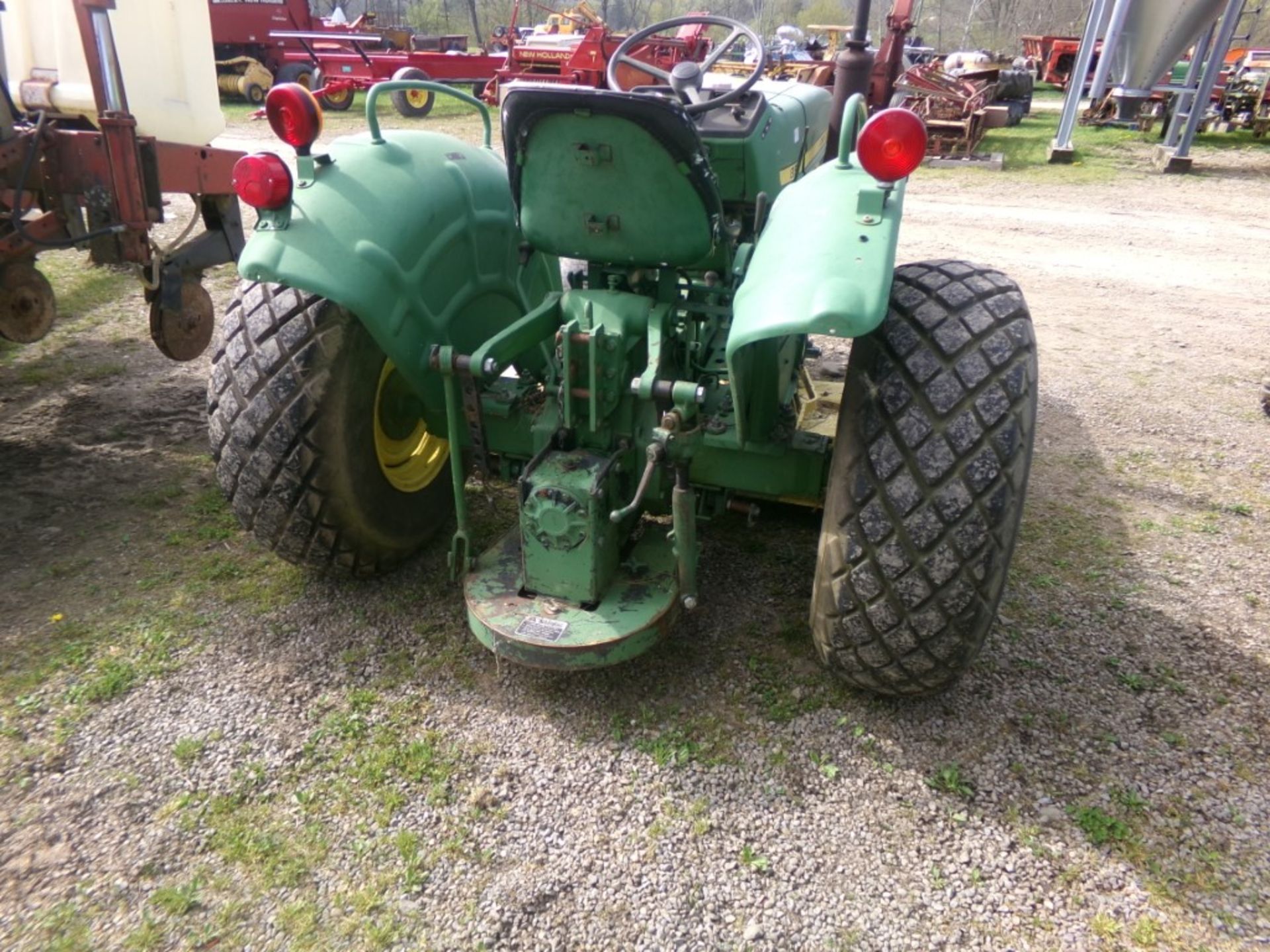 John Deere 850 2 WD Tractor with 72'' Belly Mower, 3970, MISSING 3 PT ARMS (5765) - Image 3 of 3