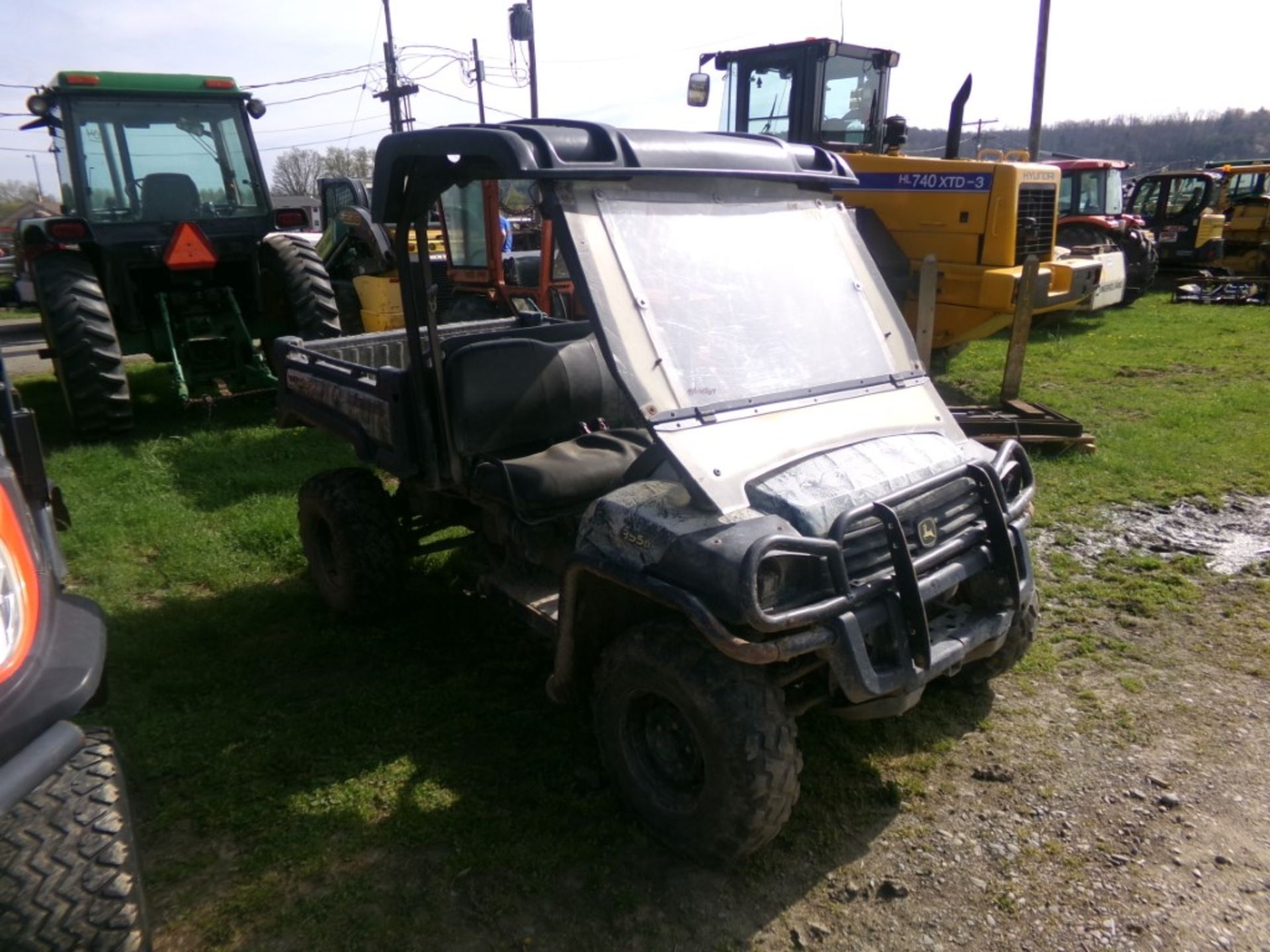 John Deere 855-D 4 WD Gator-UTV, Camo, Canopy with Windshield, Diesel Engine, Runs and Drives ( - Image 2 of 2