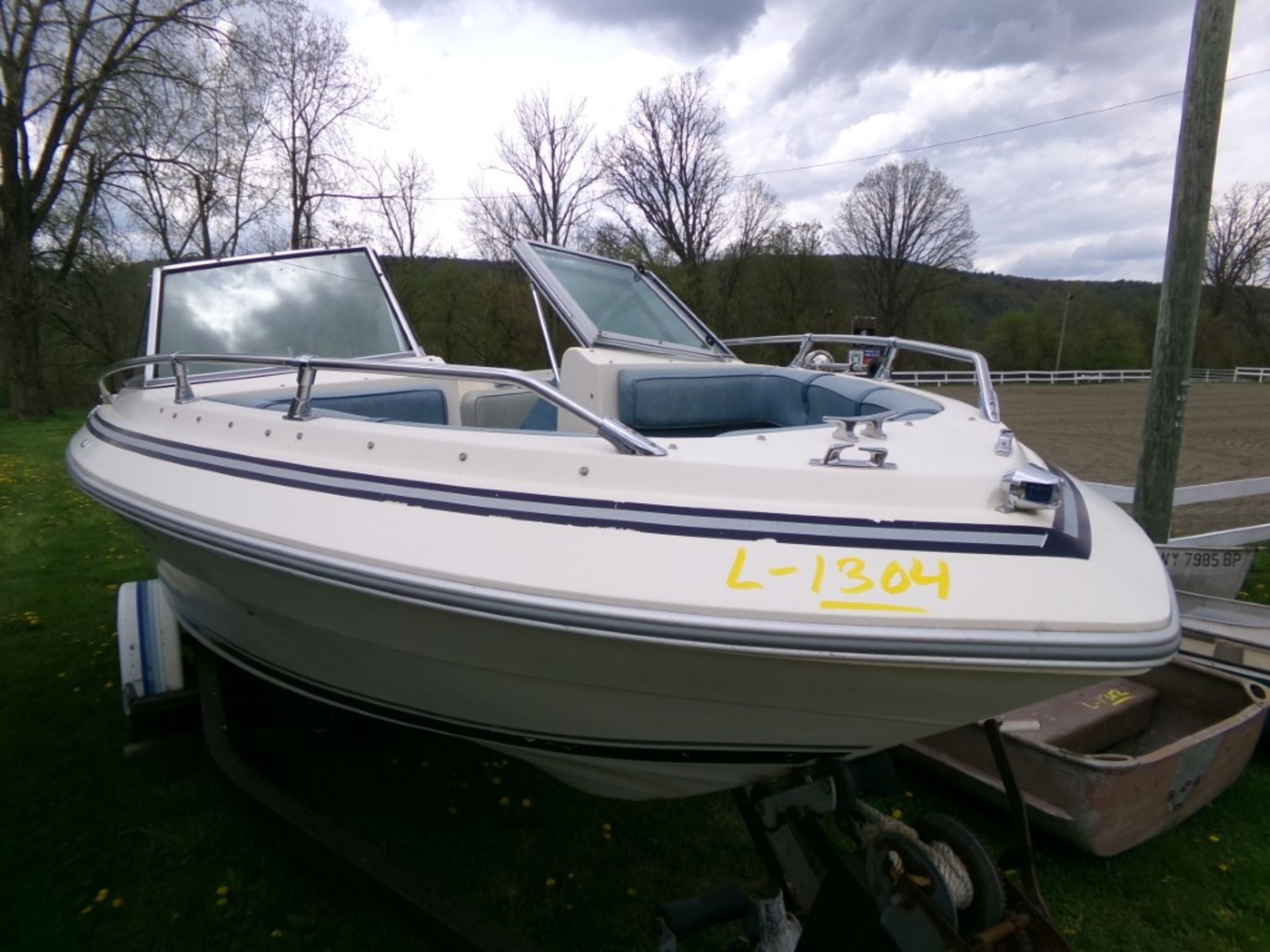 1982 Sea Ray Open Bow Fiberglass Boat, Vin #SER45T821281 on Single Axle Trailer with 470