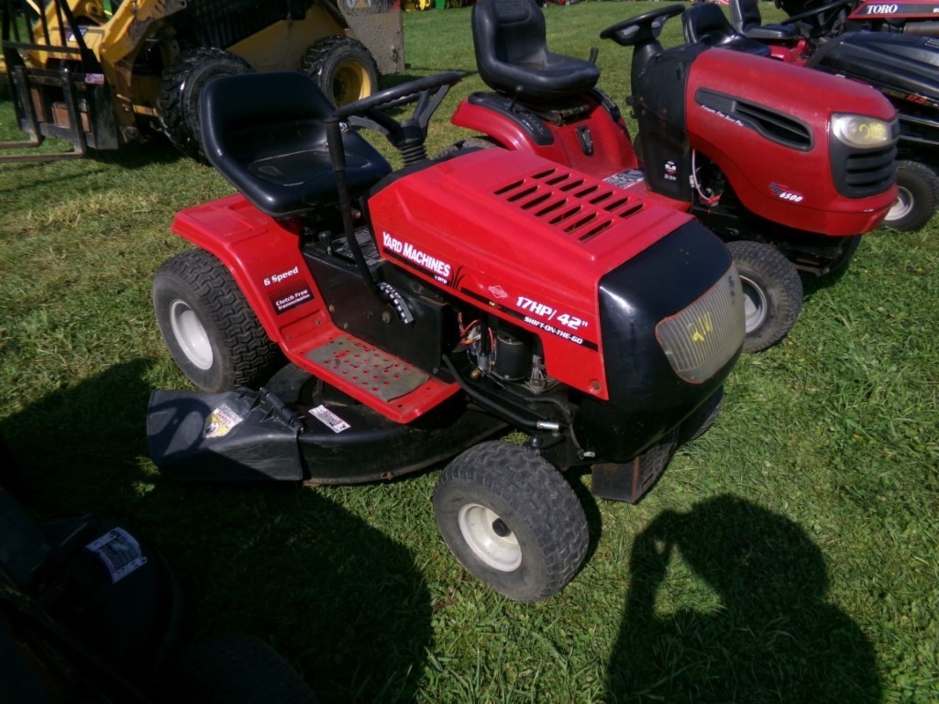 42'' Deck MTD Yard Machine Lawn Tractor, Variable Speed, Briggs and Stratton 17.5 HP Engine, Model # - Image 2 of 2