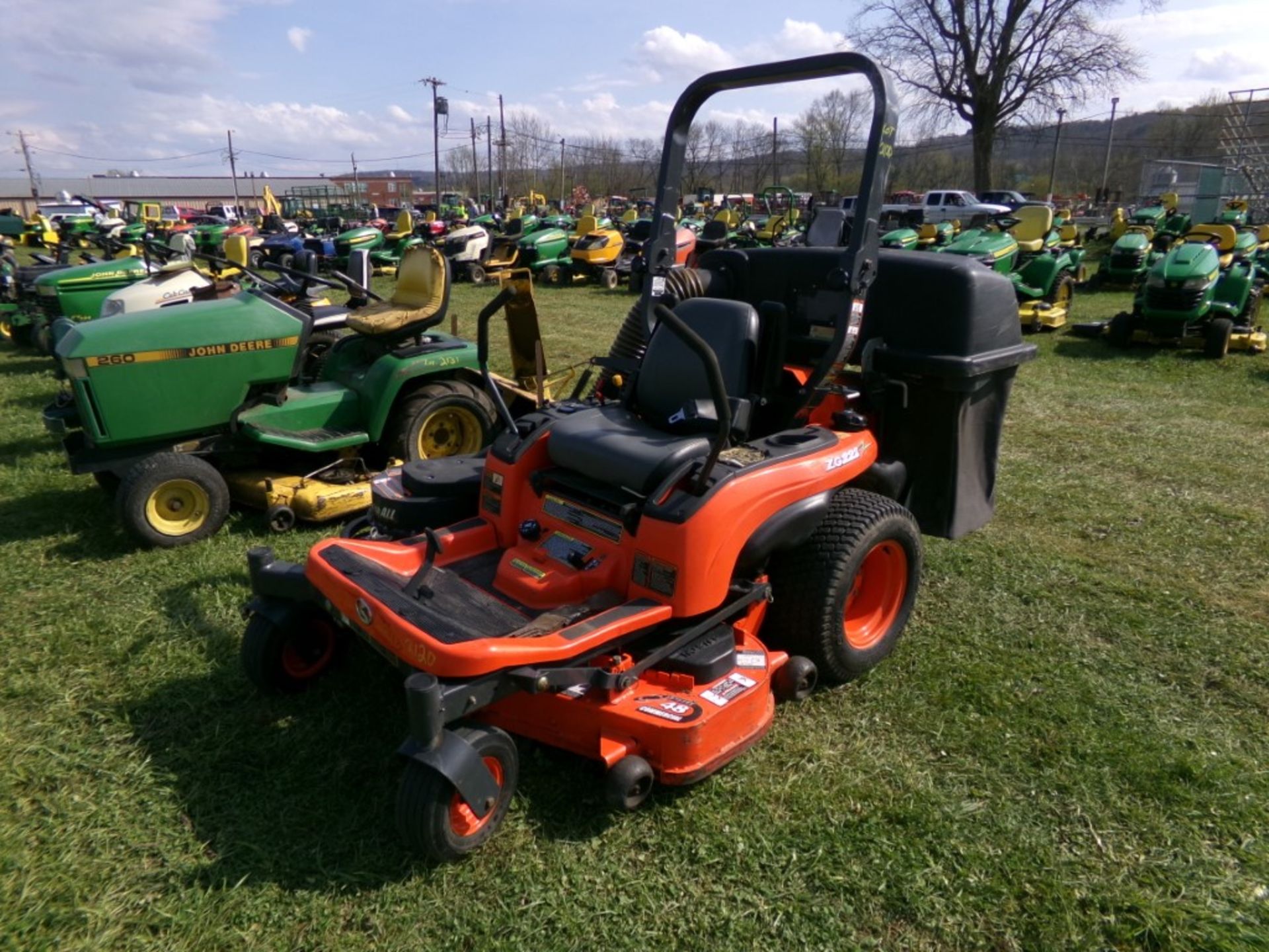 Kubota ZG222 Zero-Turn w/ 48'' Deck, Bagger, Gas Eng., 295 Hrs., S/N 13235, Like New (5679)