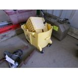 Fuel Cell, Mop Bucket, Pintle Hitch (2854)
