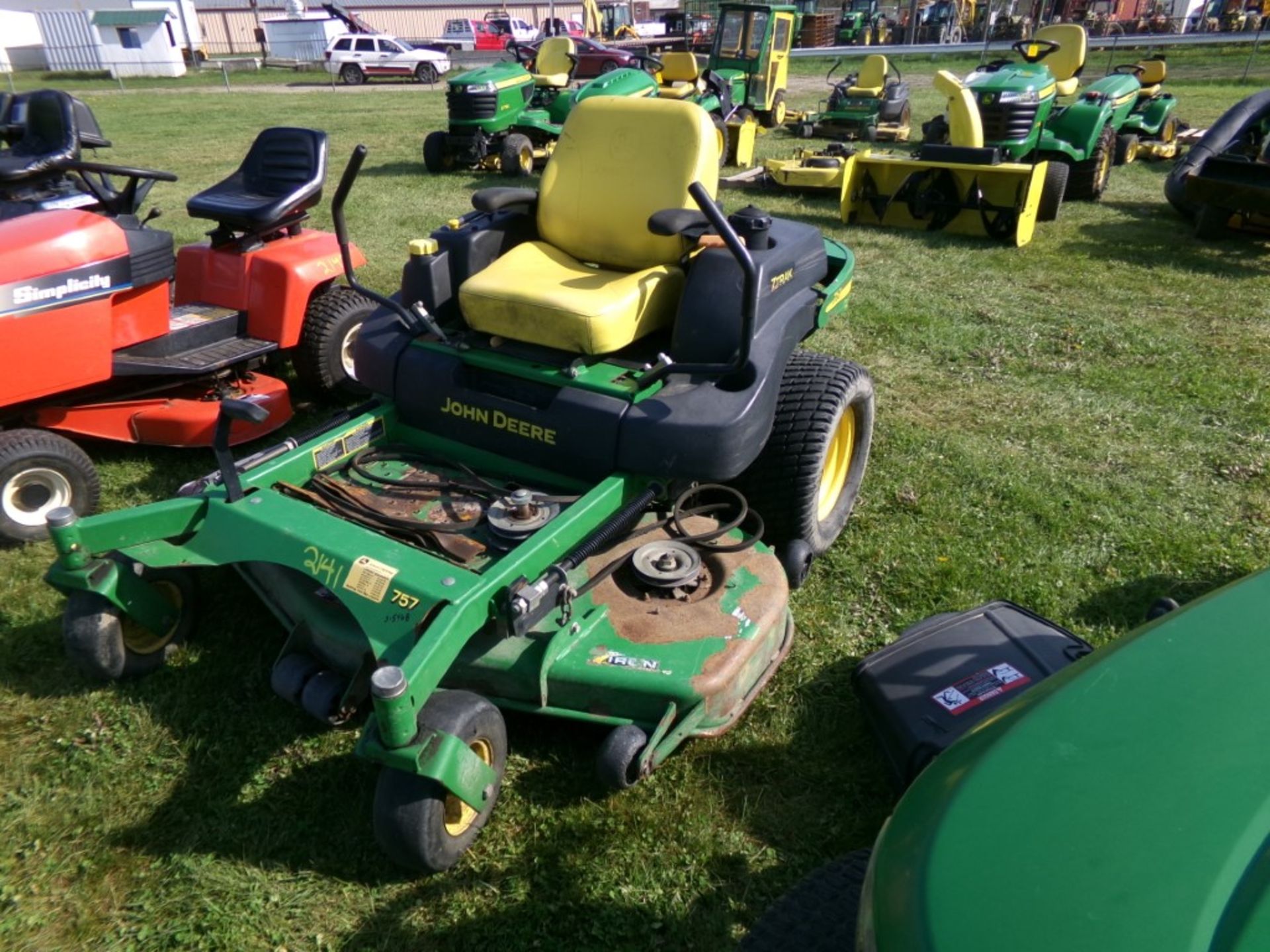 John Deere 757, 60'' 7-Iron Deck, Runs & Drives, Needs a Pulley for the Deck, 2096 Hrs, Ser#