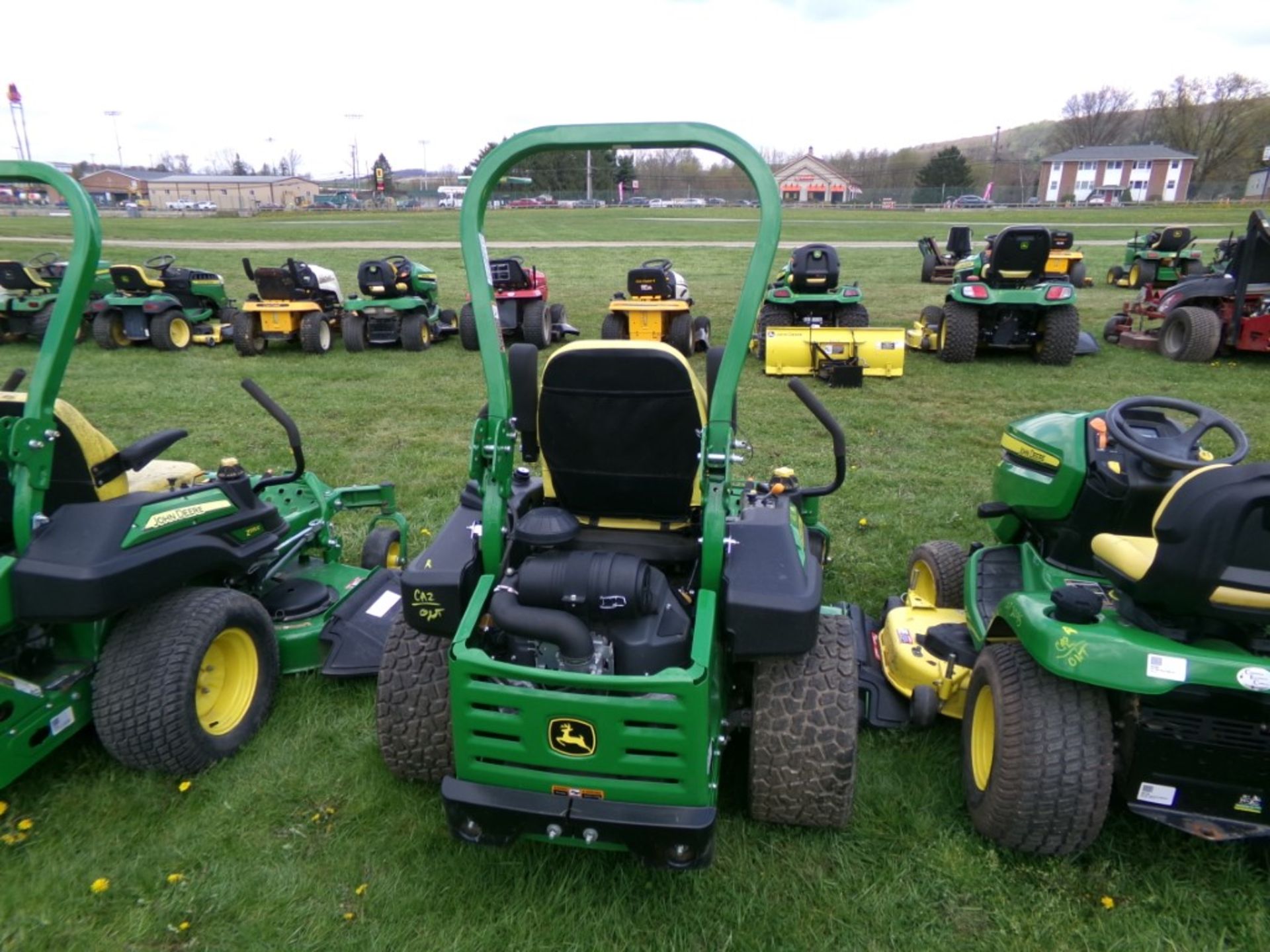 JD Z960M Z-Trak Zero-Turn w/60'' 7 Iron Deck, 31 HP Kawasaki Eng, Michelin Run Flat Tires in Rear, - Image 3 of 3