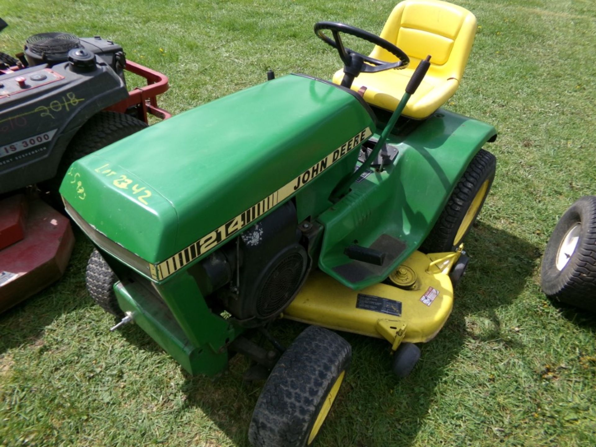 John Deere 214, Was Being Used to Mow, Lost Compression Exhaust Valve Blow By (5975)