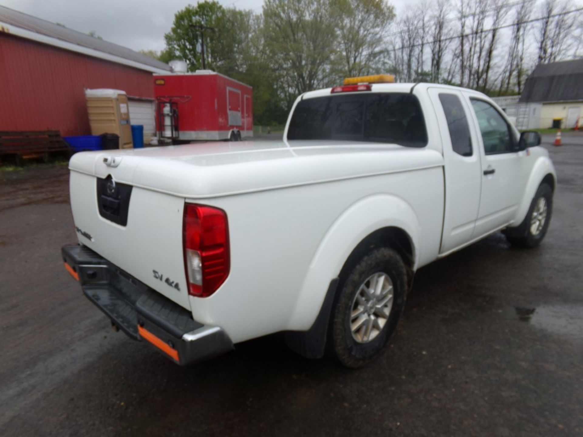 2015 Nissan Frontier 4WD Ext. Cab, 6 Cyl., Auto Trans., PW/PL, , Excellent Tires, (3) Rear Tool - Image 4 of 9