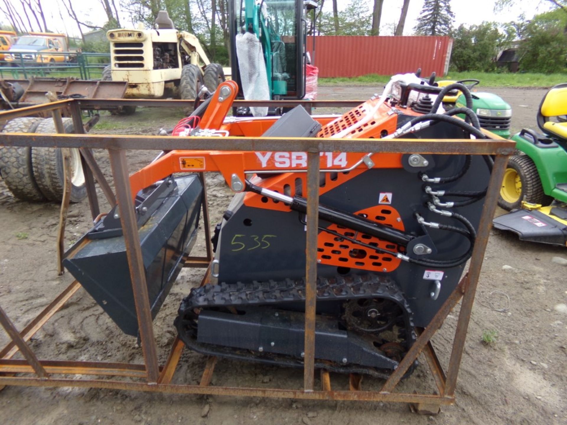 New Orange AGT YSRT14 Mini Skid Loader with 38'' Bucket, Gas, DAMAGED CHOKE CABLE