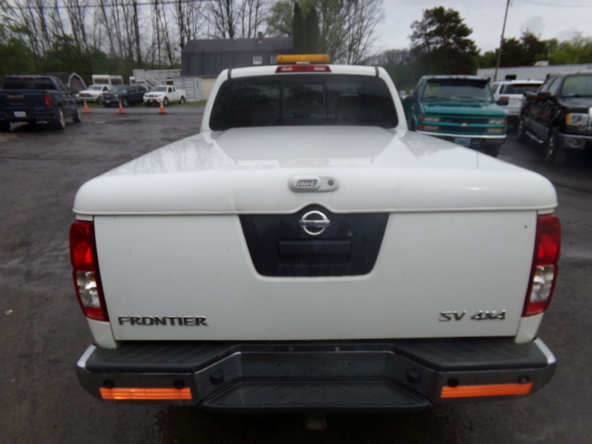 2015 Nissan Frontier 4WD Ext. Cab, 6 Cyl., Auto Trans., PW/PL, , Excellent Tires, (3) Rear Tool - Image 3 of 9