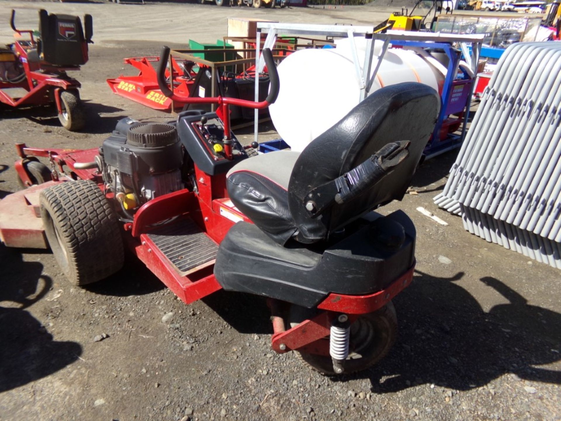 Ferris Pro Cut S Commercial 3 Wheeled Front Mower with 61'' Cut, 28 HP Briggs Engine, 1031 Hrs., - Image 2 of 2