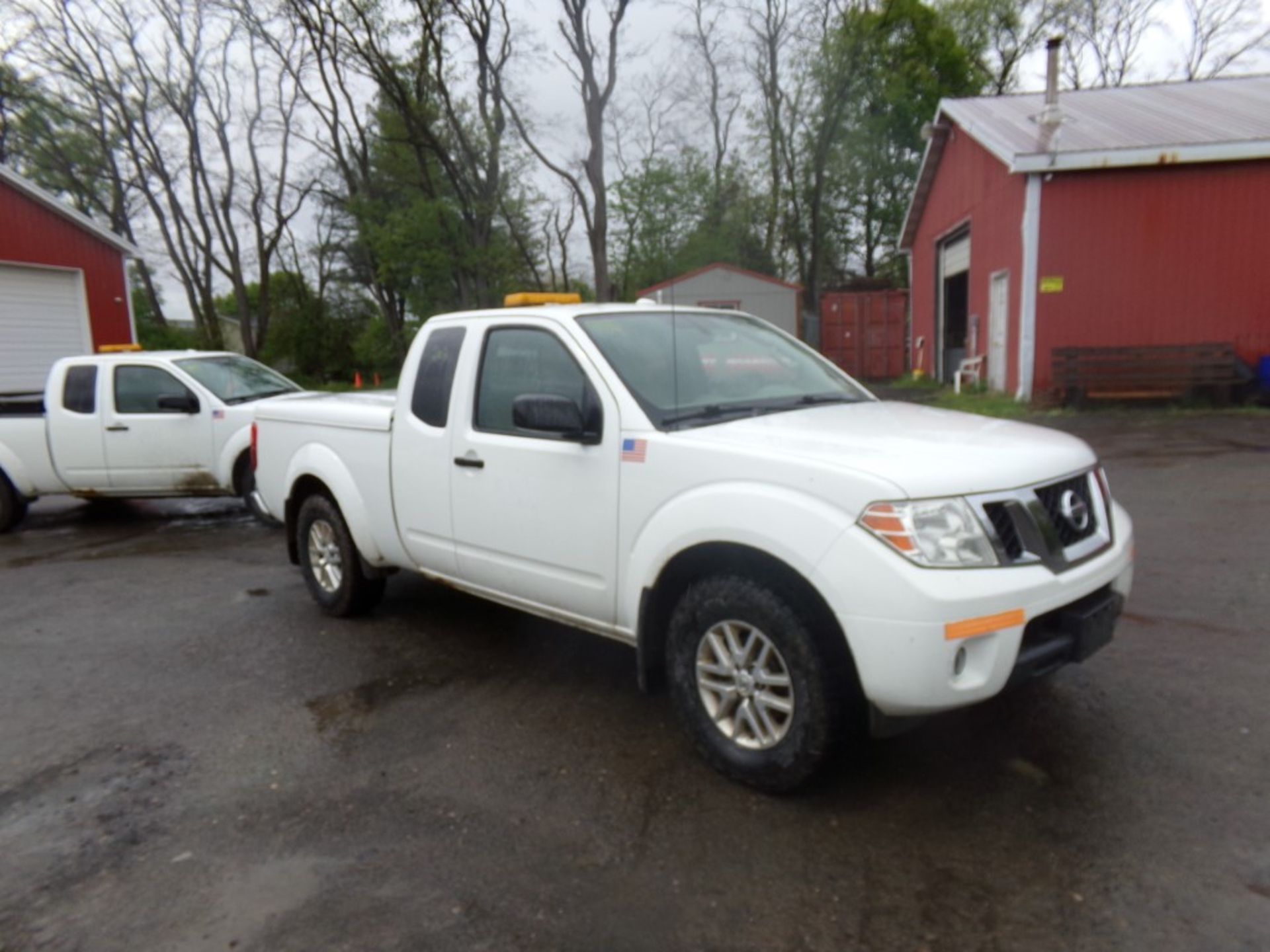 2015 Nissan Frontier 4WD Ext. Cab, 6 Cyl., Auto Trans., PW/PL, , Excellent Tires, (3) Rear Tool - Image 6 of 9