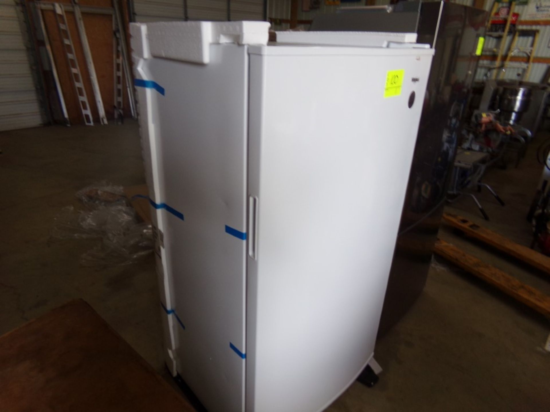 Whirlpool Upright Freezer Model WZF34X15DW09. New Scratch and Dent, SOLD AS IS