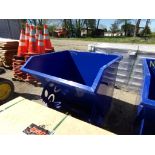 New Blue Garbage Tipper/Dumpster for Forklift