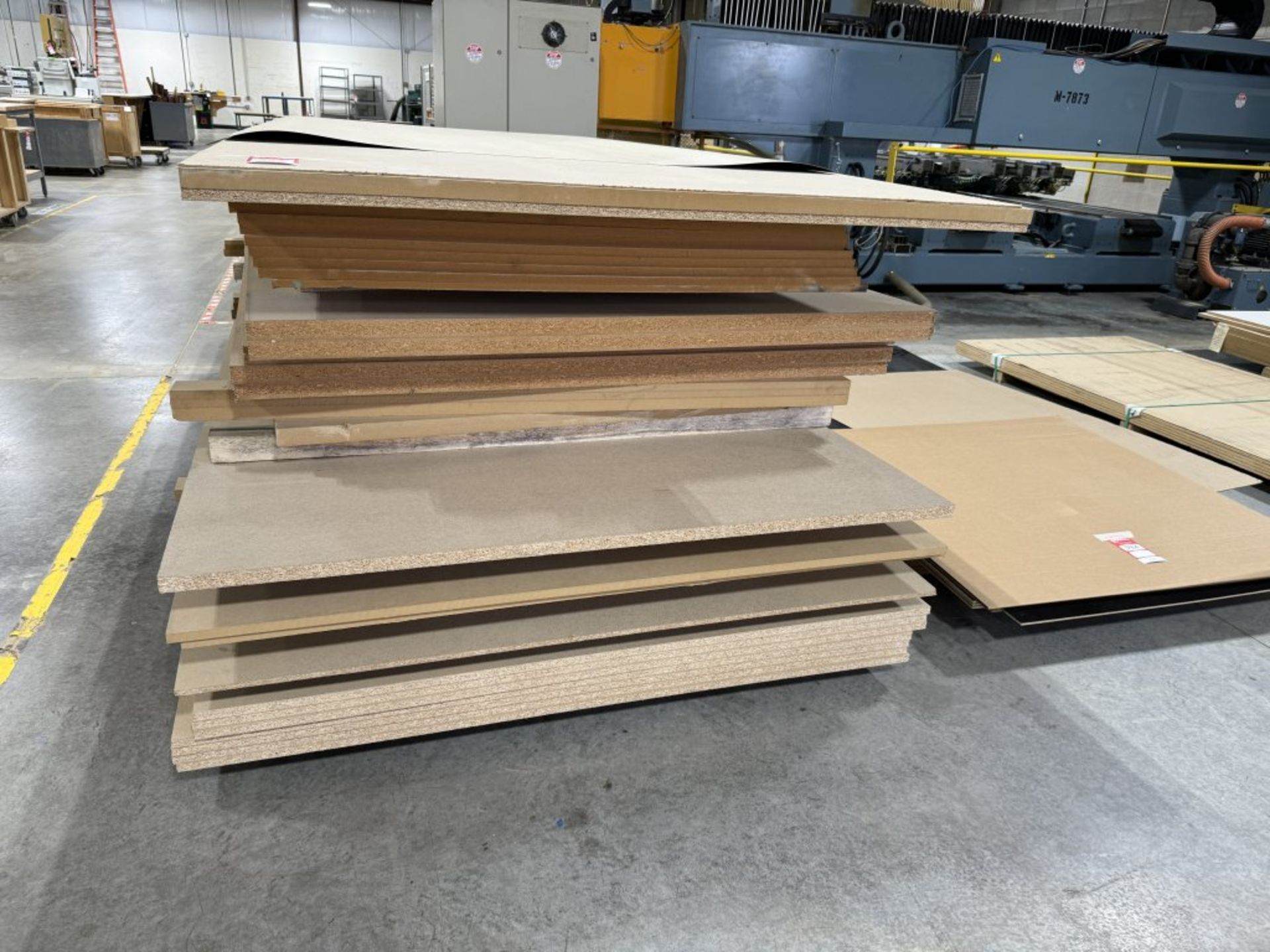 PARTICLE BOARD, ASSORTED SIZES - Image 2 of 3