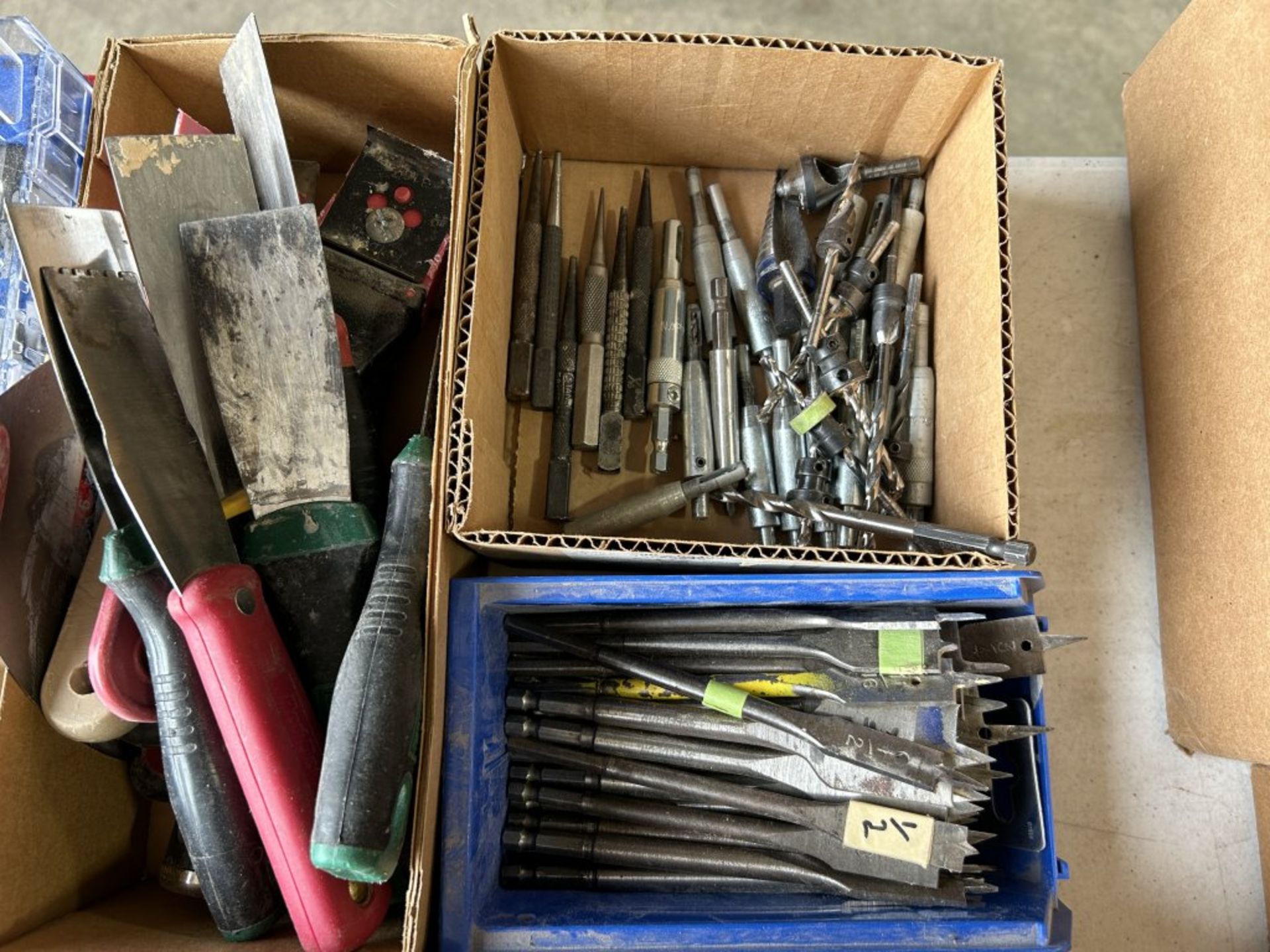 ASSORTED HAND TOOLS AND DRILL BITS, SCRAPERS, FILES, ETC. - Image 6 of 7