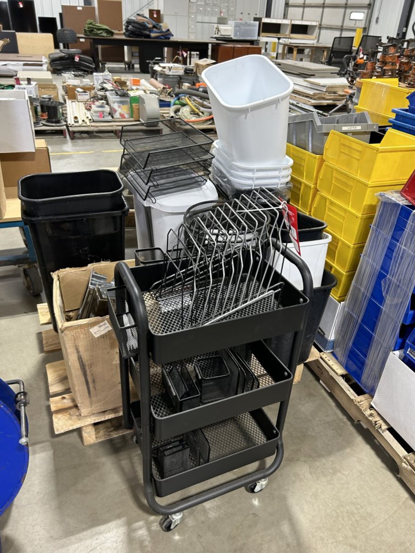 PALLET FULL OF APPROX (20) SMALL TRASH CANS, PAPER TRAYS AND FILE SORTERS, ROLL-AROUND OFFICE SUPPLY