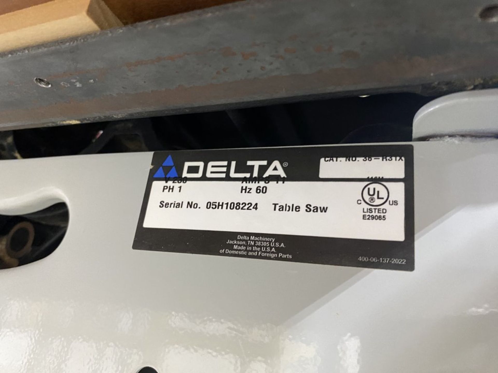 DELTA X5 UNISAW TABLE SAW, SINGLE PHASE, WITH EXTENSION, S/N: 05H108224 - Image 9 of 9