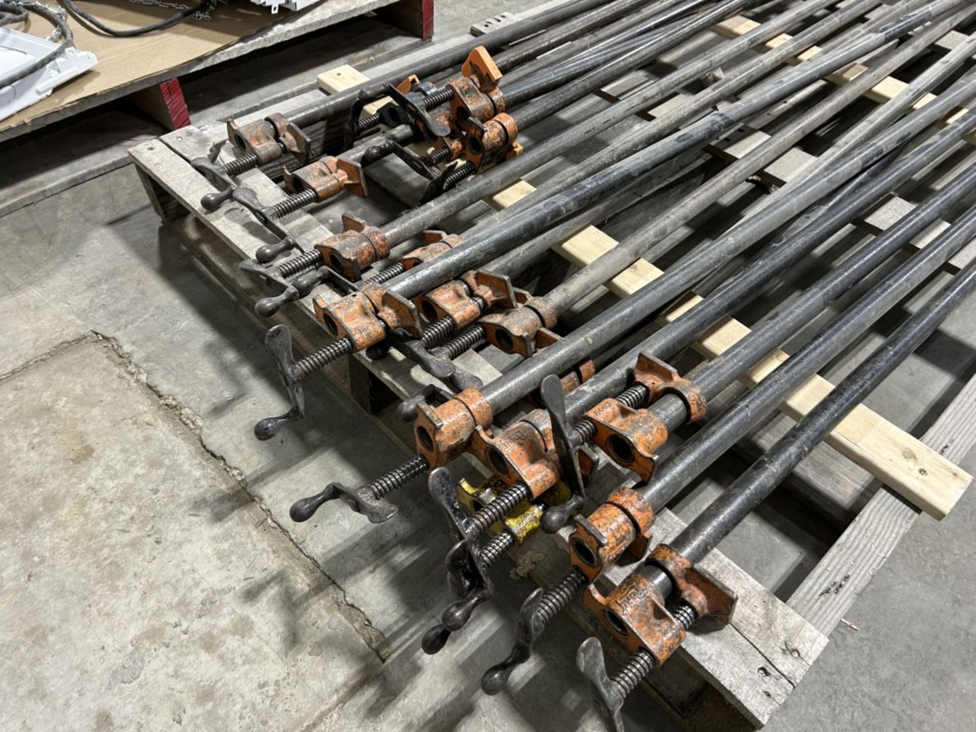 LARGE PONY BAR-CLAMPS, RANGING FROM 4' LONG TO 7' LONG (18) - Bild 2 aus 3
