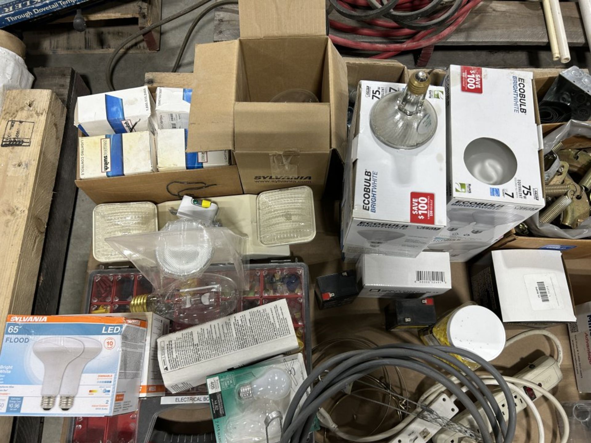 LARGE PALLET FULL OF ASSORTED FUSES, SWITCHES, OUTLETS, LIGHT BULBS, SPRINGS, ETC. - Image 5 of 7