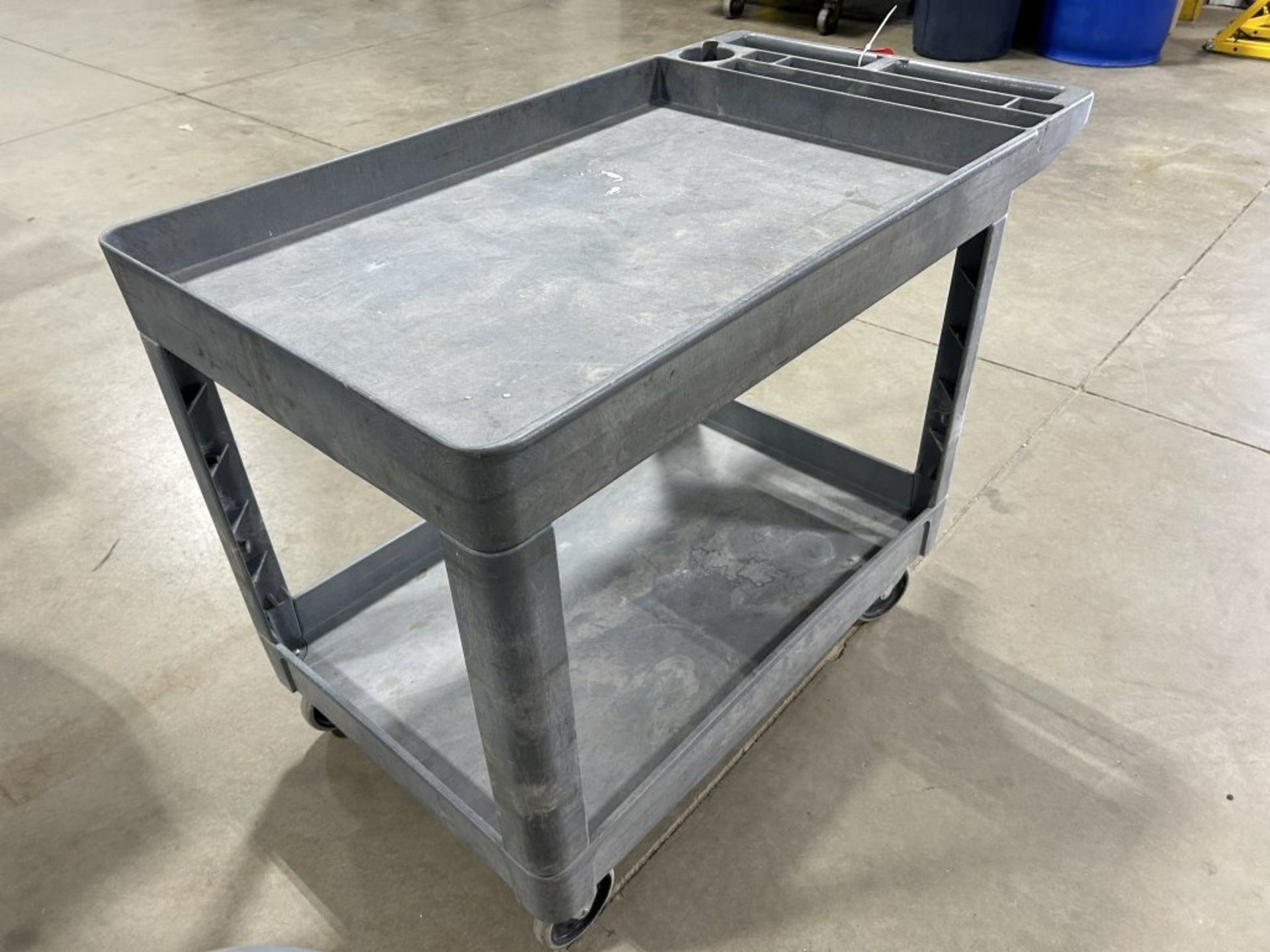RUBBERMAID MATERIAL CART ON WHEELS, 3' X 25" - Image 3 of 3