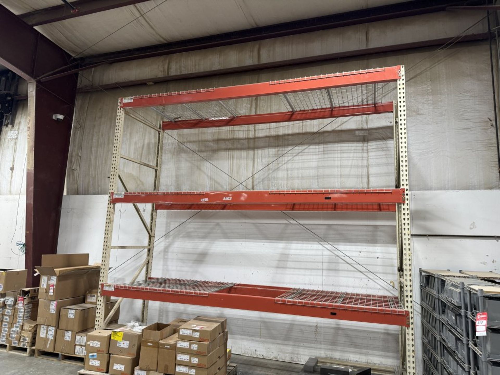 PALLET RACKING: (5) 12' X 42'' UPRIGHTS, (3) 10' X 42'' UPRIGHTS, (20) 10' CROSS BEAMS, (26) METAL - Image 7 of 7