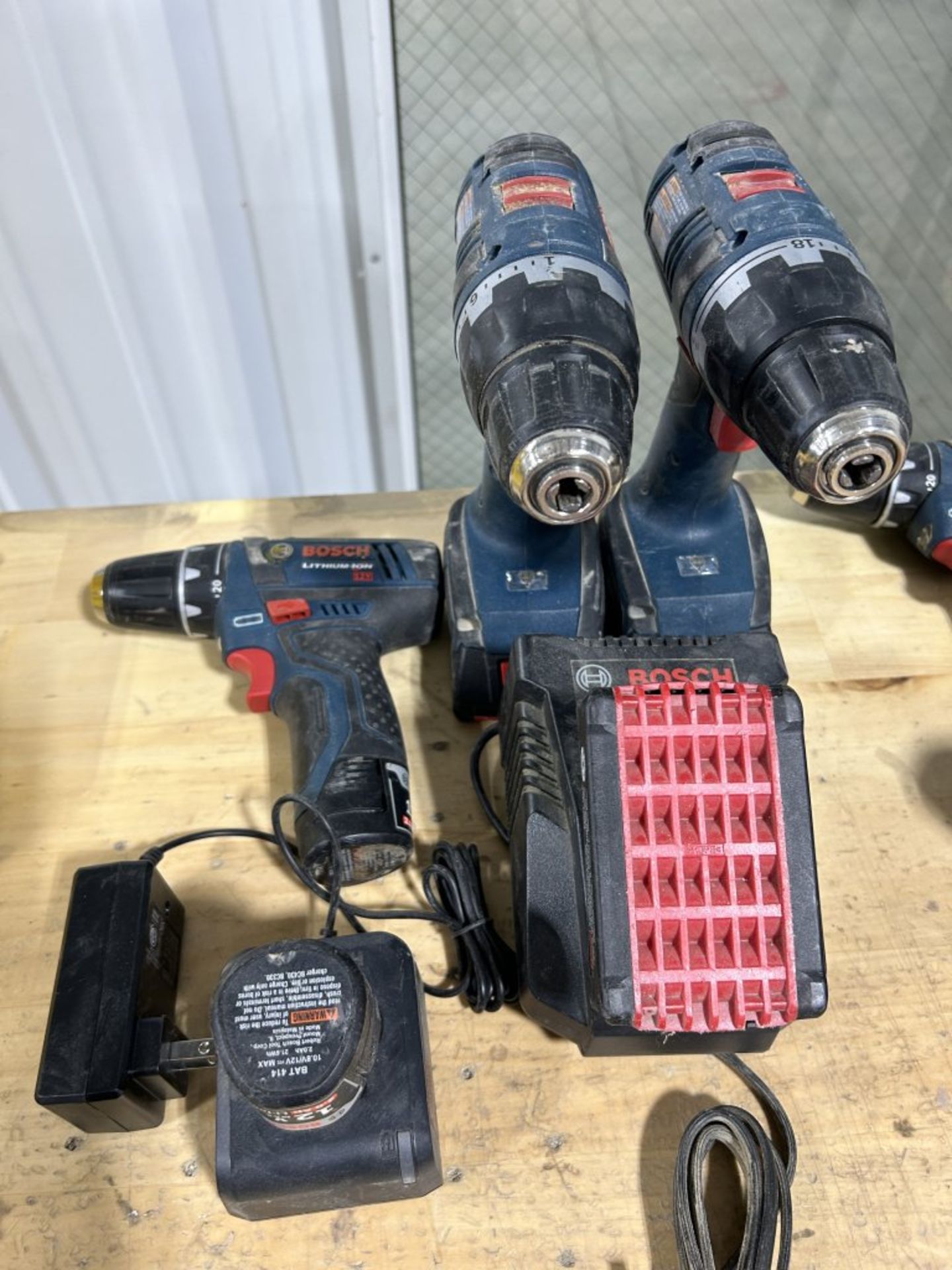 BOSCH LITHIUM ION 18V & 12V CORDLESS DRILLS, WITH BATTERIES AND CHARGER, AND (1) BOSCH LITHIUM ION