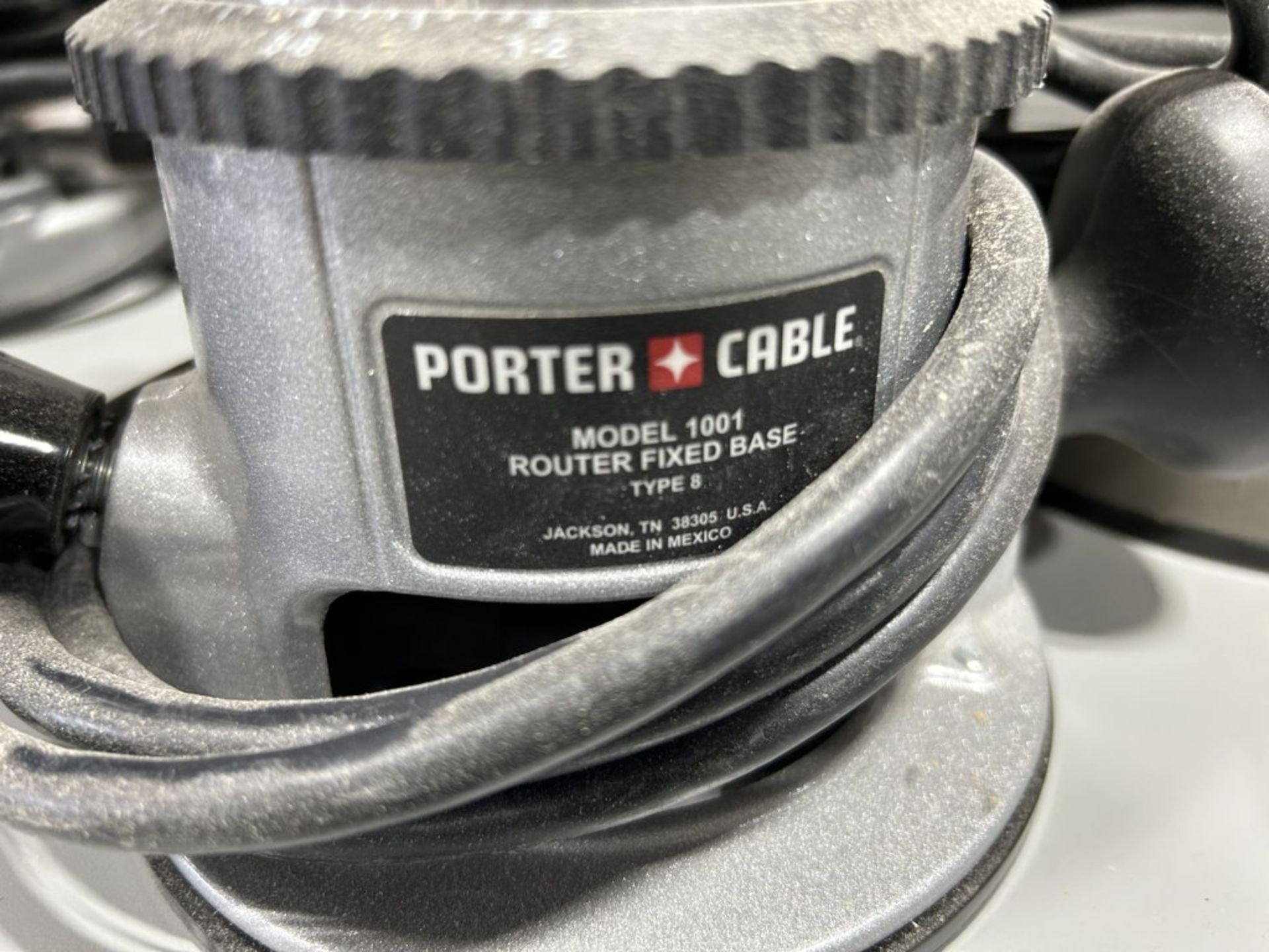 PORTER-CABLE SPEEDOMATIC 7538 ROUTER AND PORTER-CABLE 690LR ROUTER - Image 5 of 6