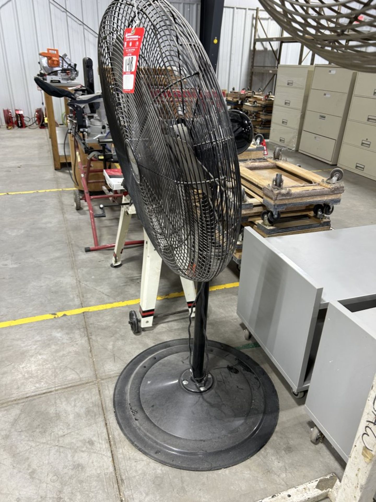 AIR KING HIGH VELOCITY AIR CIRCULATOR 32'' PEDESTAL SHOP FAN - Image 2 of 2