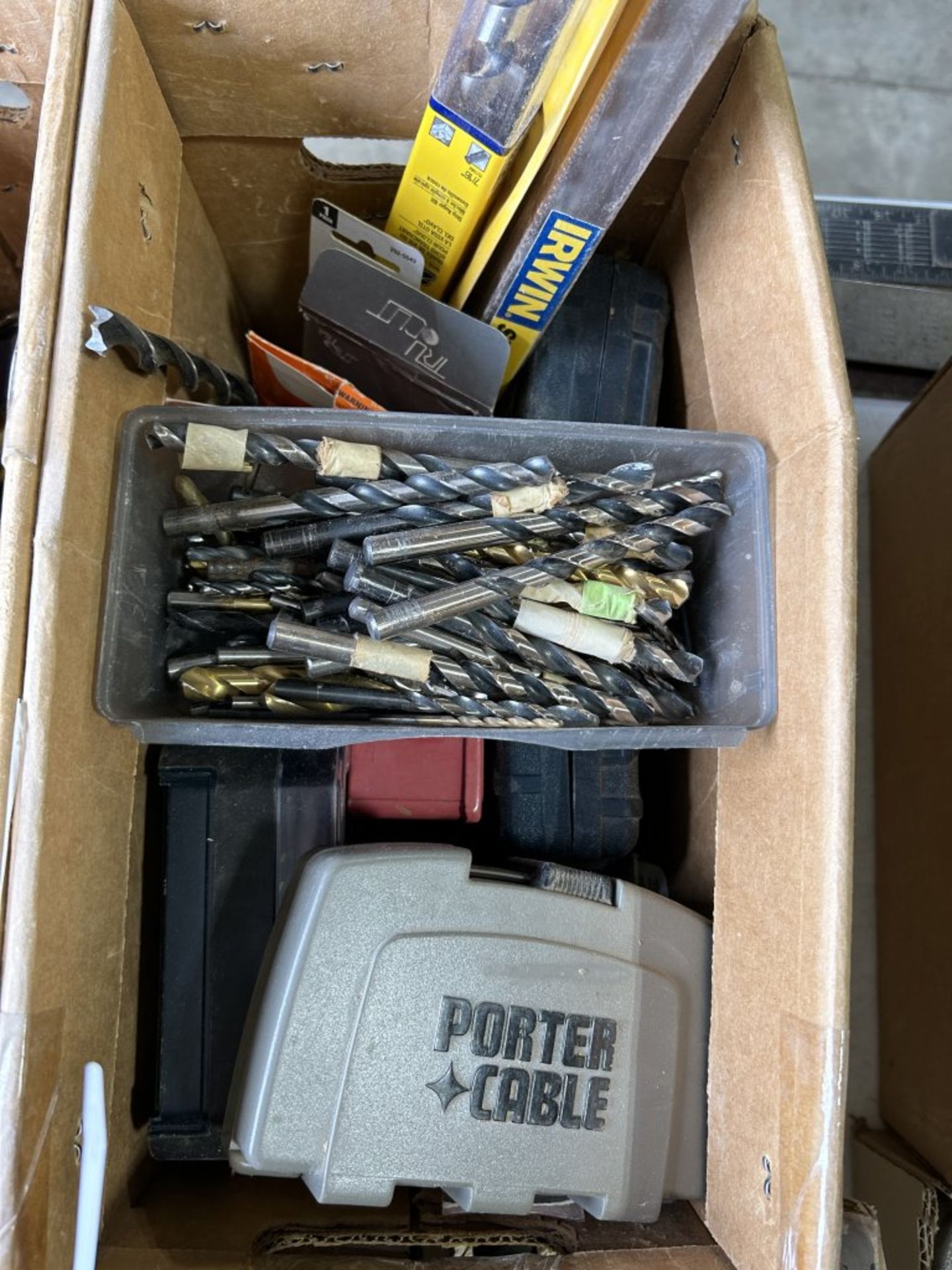 ASSORTED DRILL BITS, DRILL DOCTOR, CHISELS, SCREWDRIVERS, ETC. - Image 7 of 10