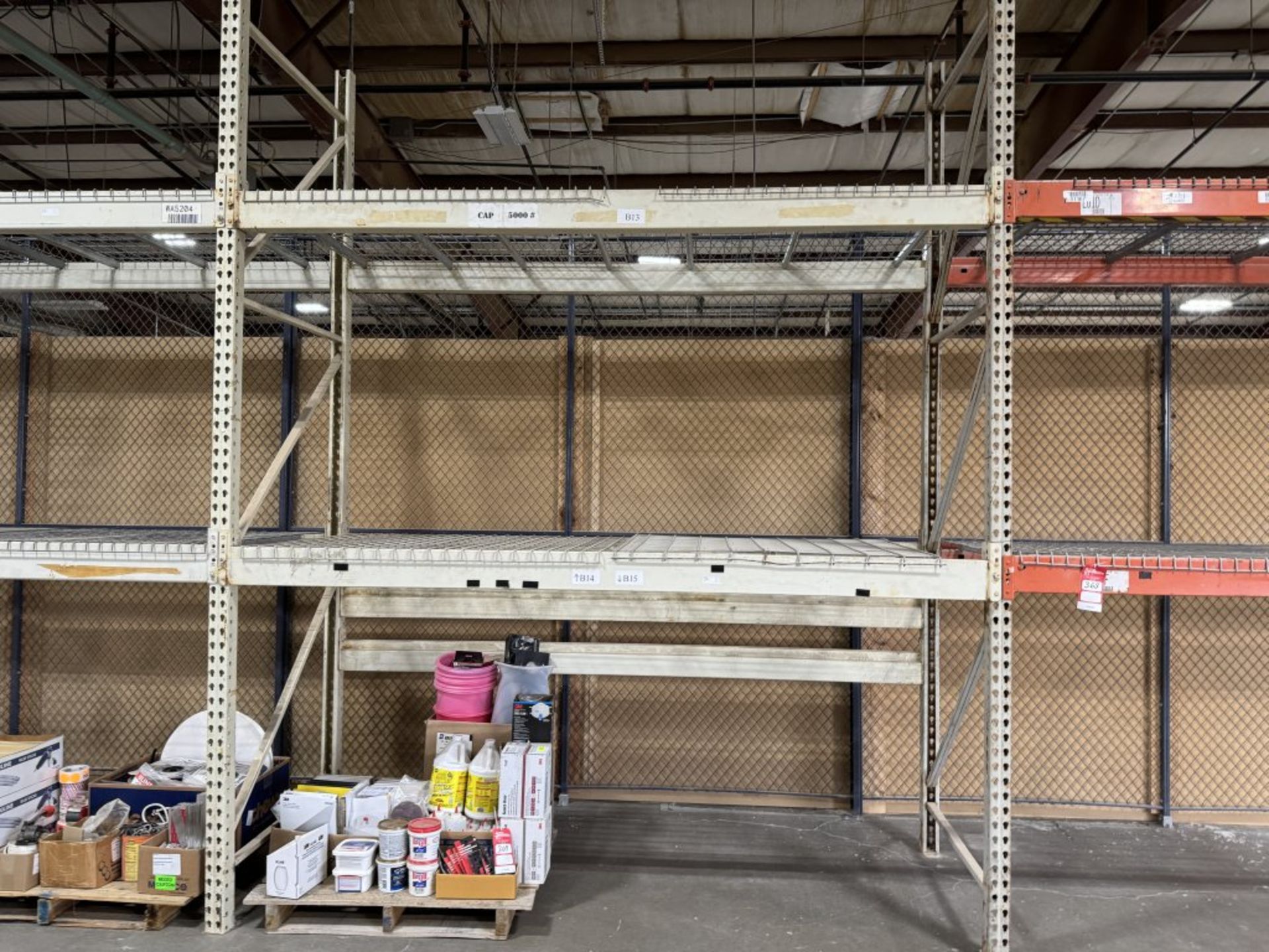 PALLET RACKING: (5) 12' X 42'' UPRIGHTS, (3) 10' X 42'' UPRIGHTS, (20) 10' CROSS BEAMS, (26) METAL - Image 3 of 7
