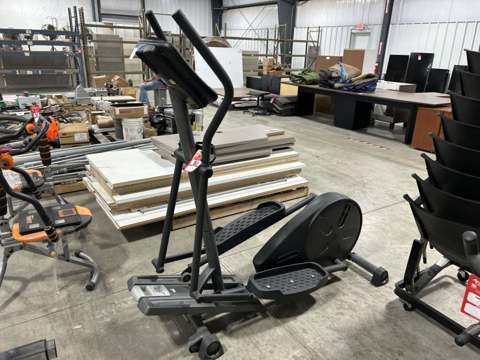 PROFORM ELLIPTICAL WITH PLUG & PLAY MP3 SOUND SYSTEM AND RAMP ADJUST - Image 2 of 7