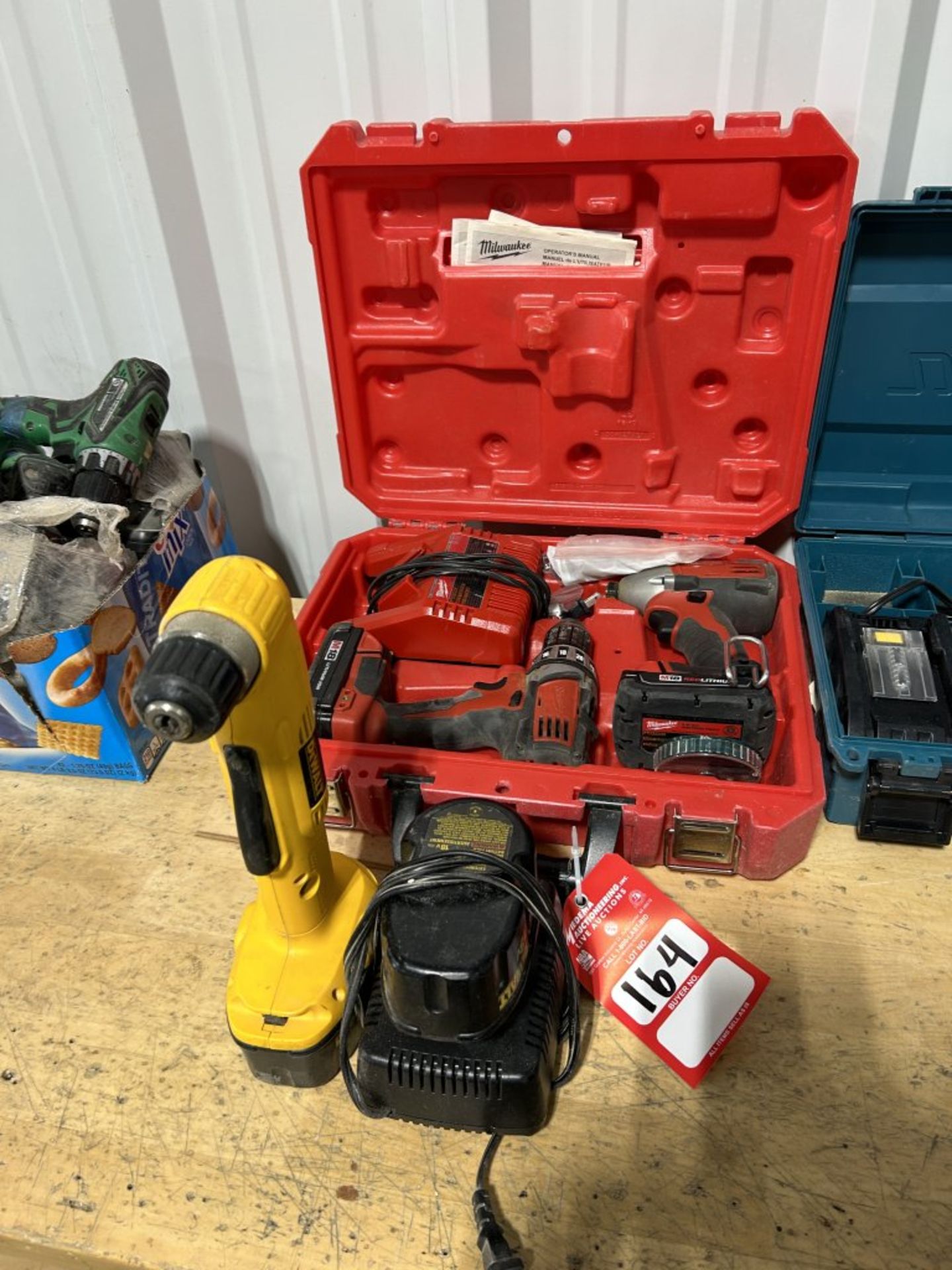 MILWAUKEE M18 LITHIUM ION IMPACT & CORDLESS DRILL SET, (2) BATTERIES, WITH CHARGER AND CASE, AND