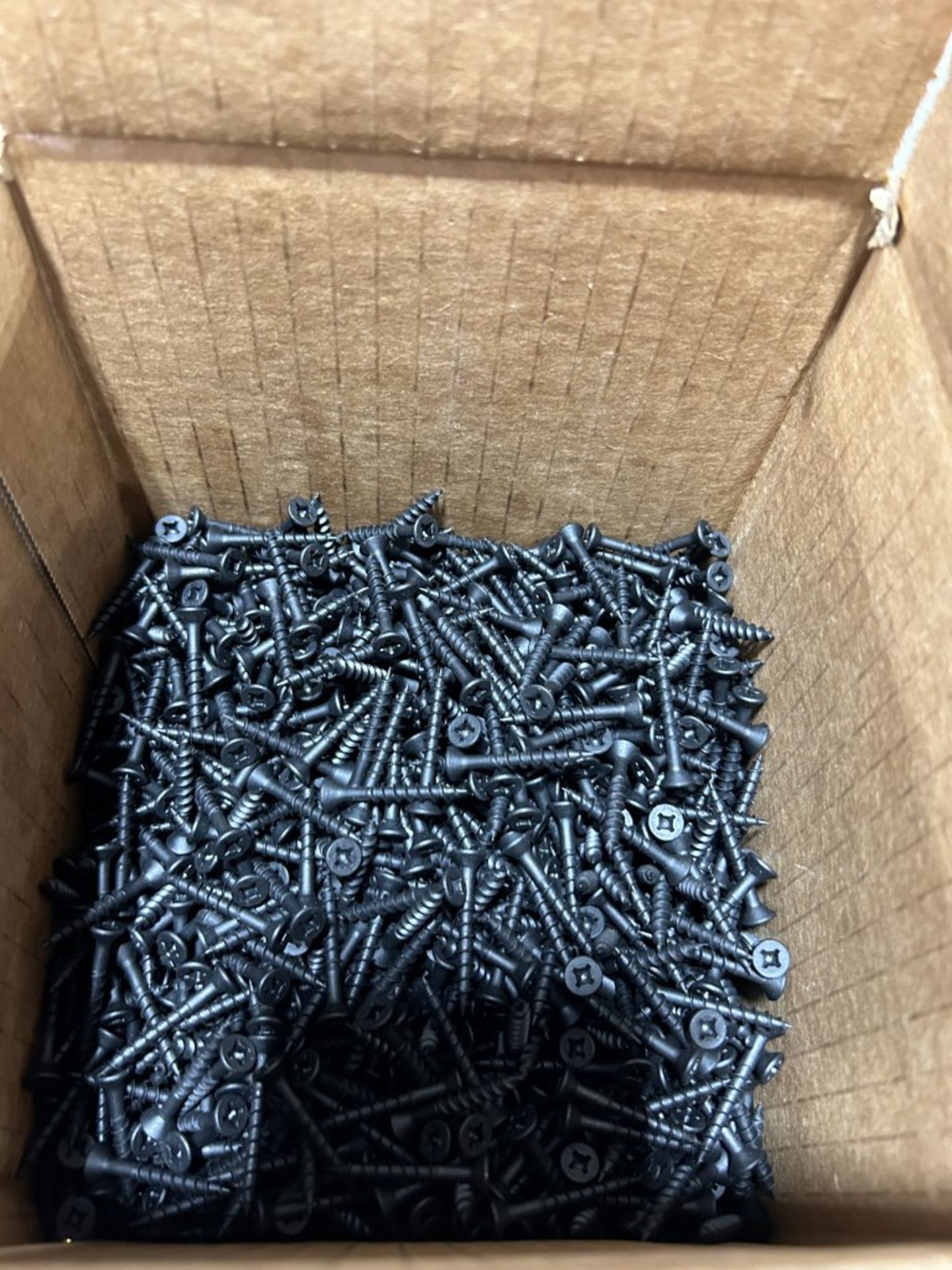 SCREWS AND NAILS - Image 5 of 7