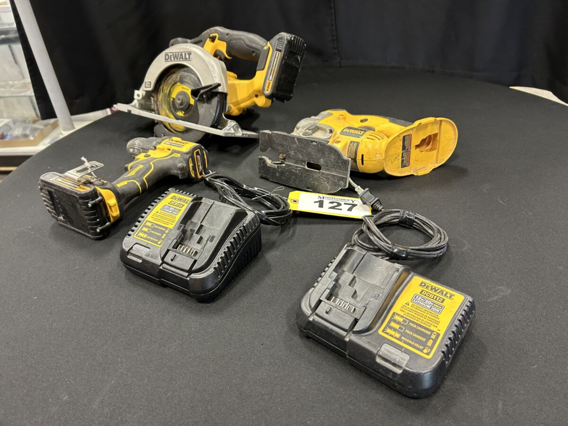 DEWALT CORDLESS JIG SAW, CIRCULAR SAW, DRILL, 2 BATTERIES AND 2 CHARGERS - B40 - Image 13 of 14