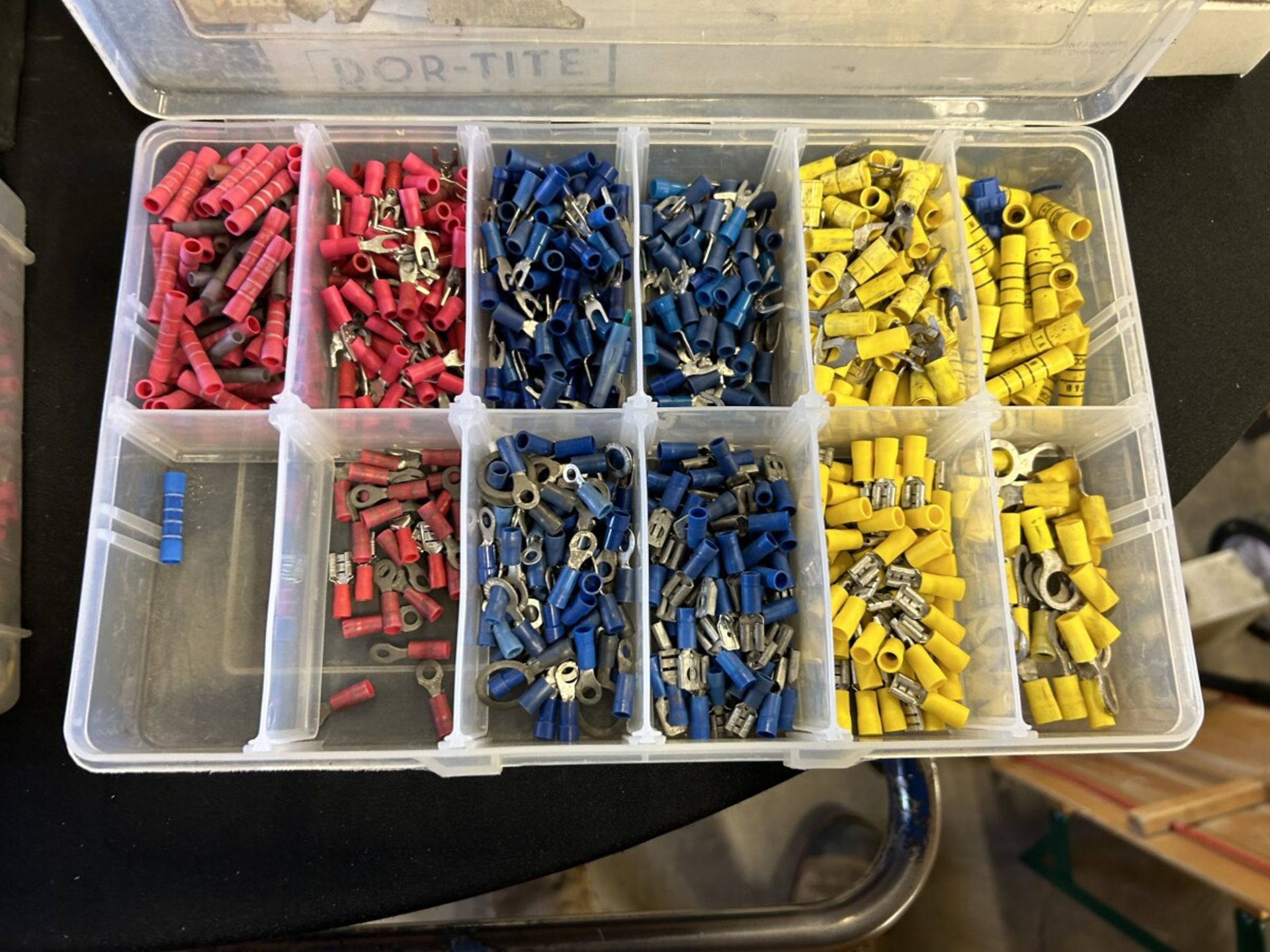 L/O - ASSORTED WIRE FASTENERS/CONNECTORS - Image 2 of 12