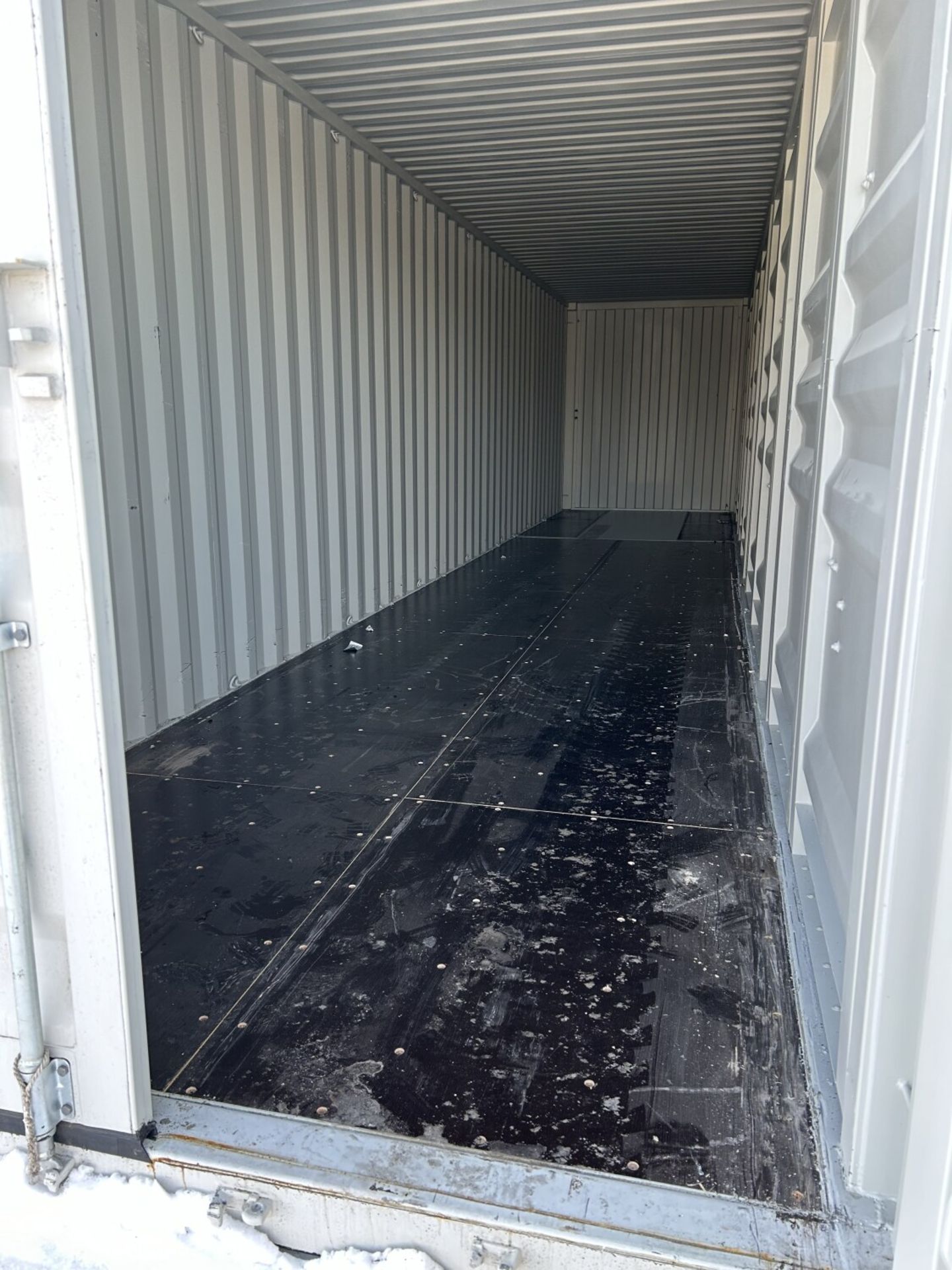 2024 UNUSED 40FT HIGH CUBE FOUR MULTI DOORS CONTAINER. DETAILS: FOUR SIDE OPEN DOOR, ONE END DOOR - Image 3 of 4