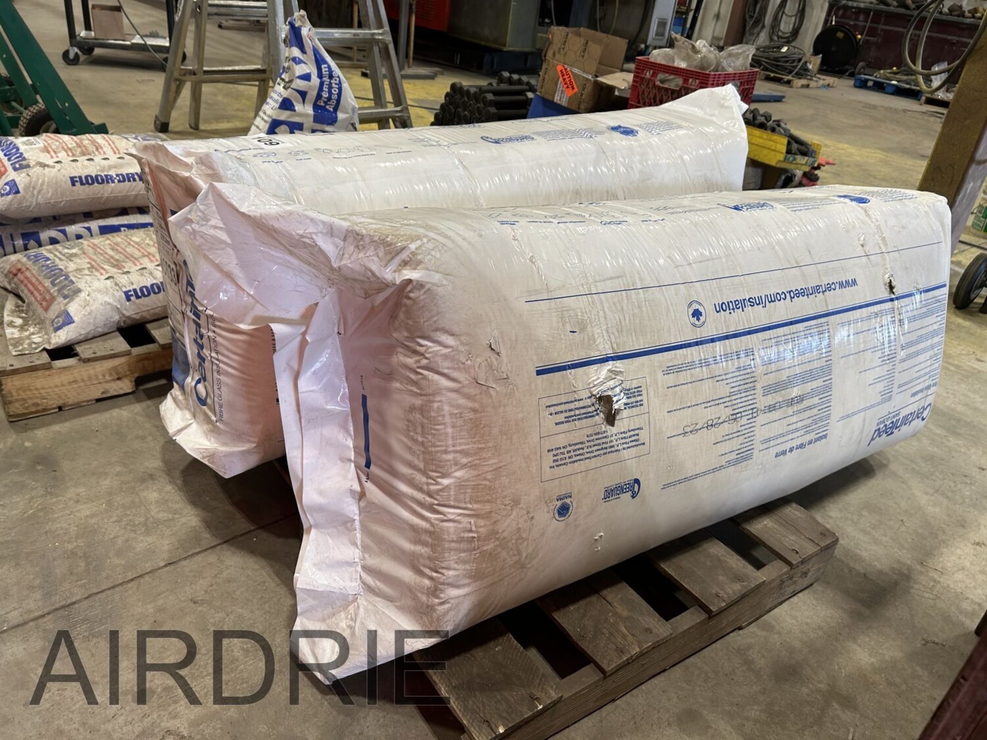 *OFFSITE* 2-BAGS OF CERTAINTEED R-20 20" WIDE INSULATION - Image 2 of 4