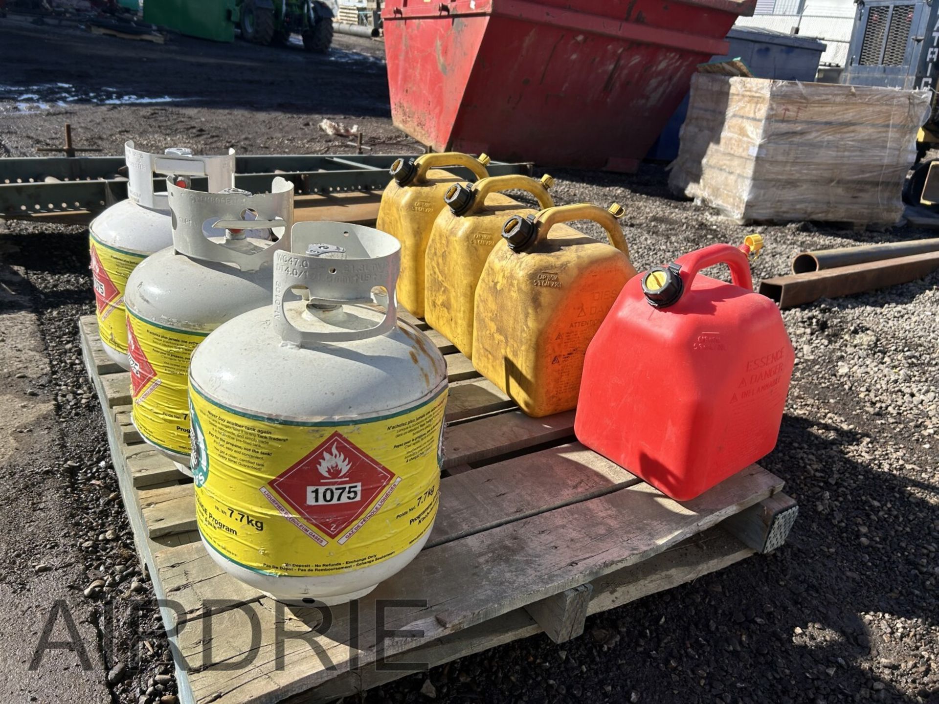 *OFFSITE* L/O - ASSORTED LPG TANKS & JERRY CANS - Image 2 of 2