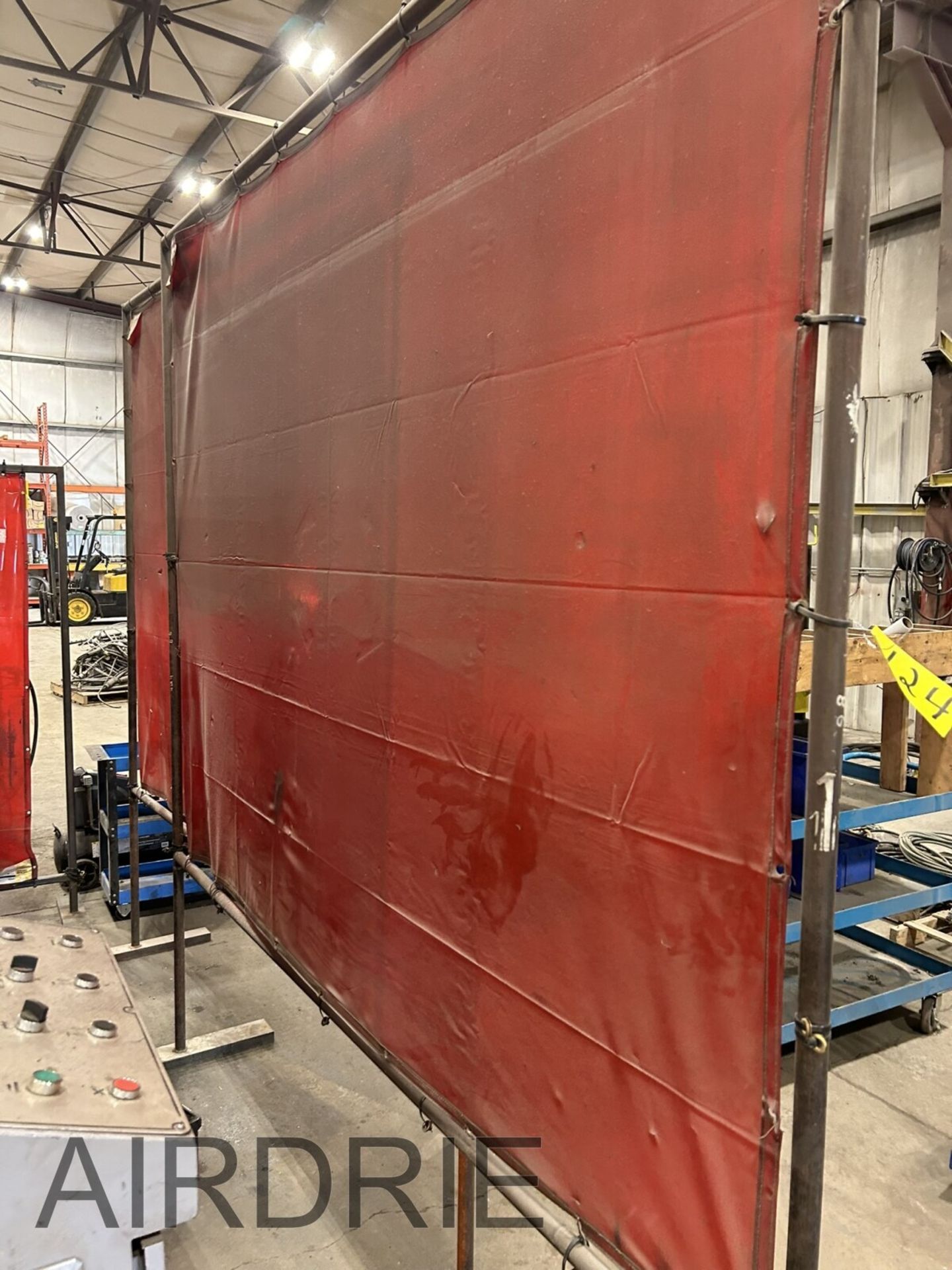 *OFFSITE* PAIR OF SHOP BUILT WELDING SCREEN FRAMES 94"X69" - Image 3 of 3