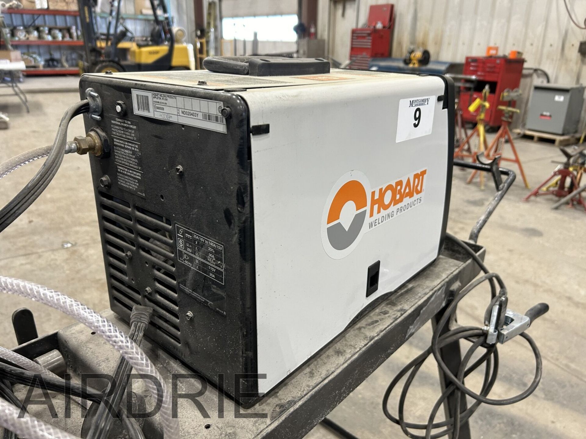 *OFFSITE* HOBART HANDLER 140 115V WIRE FEED WELDER 25-140 AMP OUTFEED ON CART S/N ND020403Y - Image 8 of 9