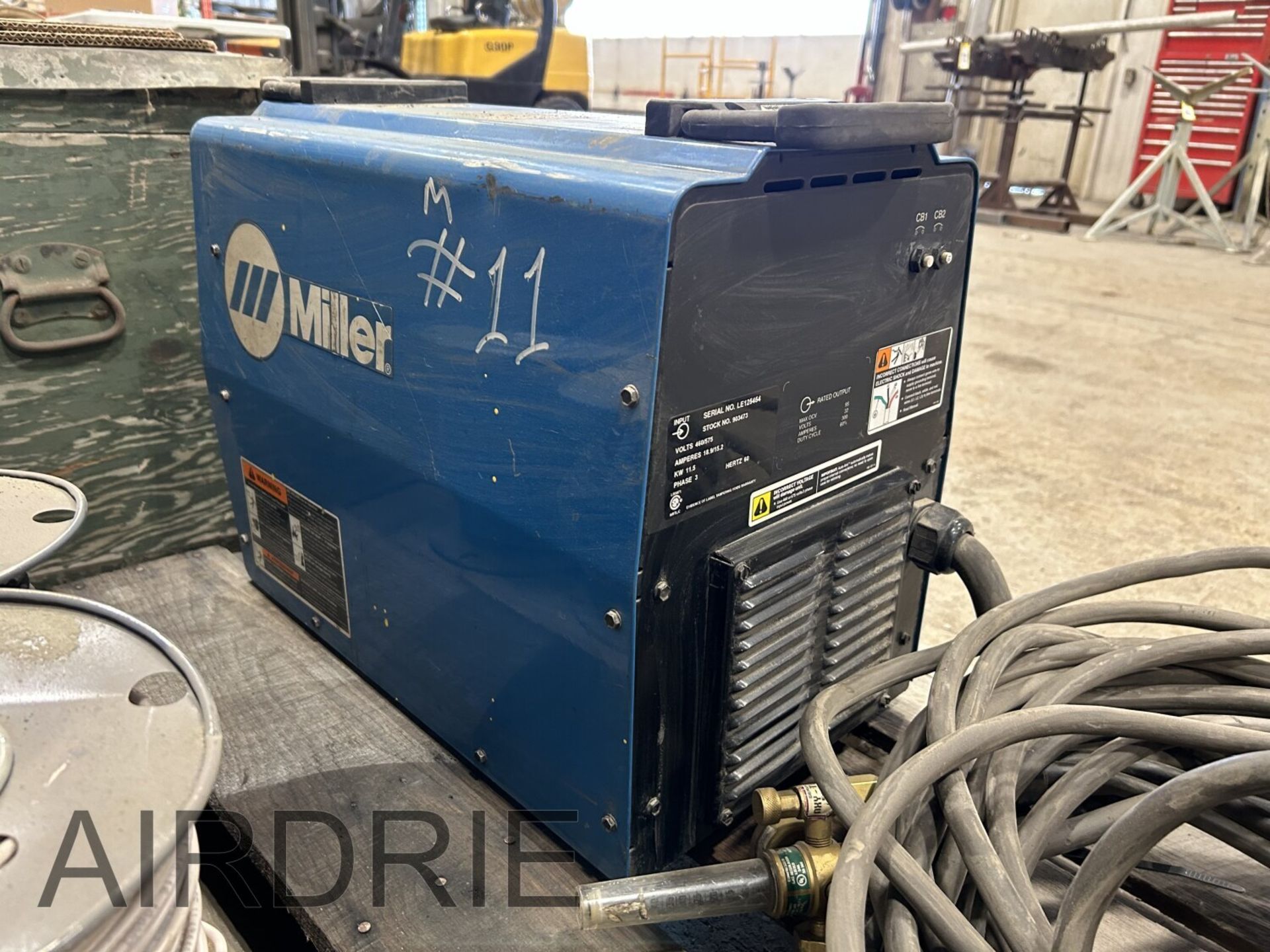 *OFFSITE* MILLER XMT 304 CC/CV DC INVERTER ARC WELDER S/N LE125454 - Image 4 of 8