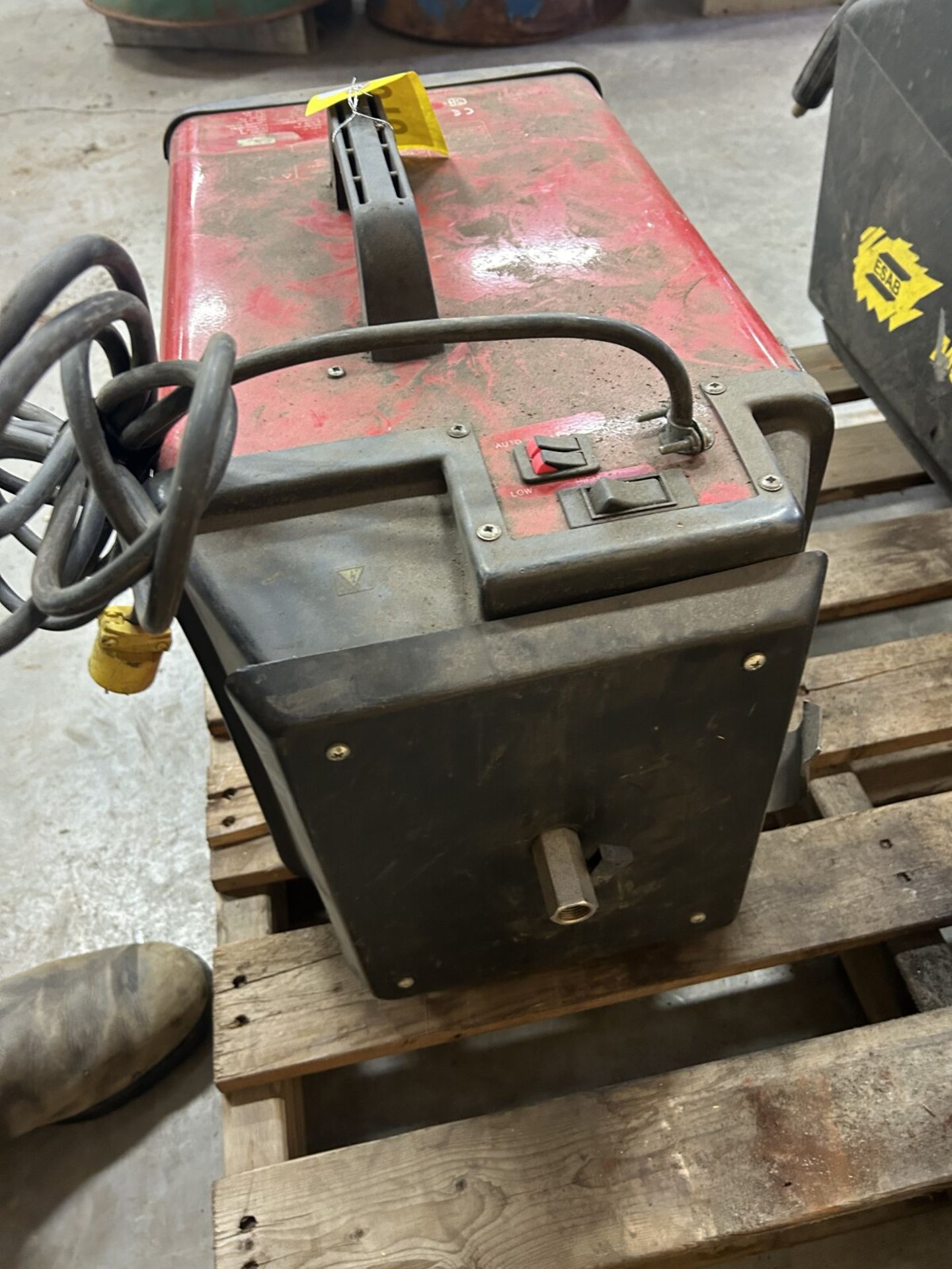 LINCOLN WELDING SMOKE SUCTION MACHINE, 120V, MODEL: MB190A (UNTESTED) - Image 3 of 4