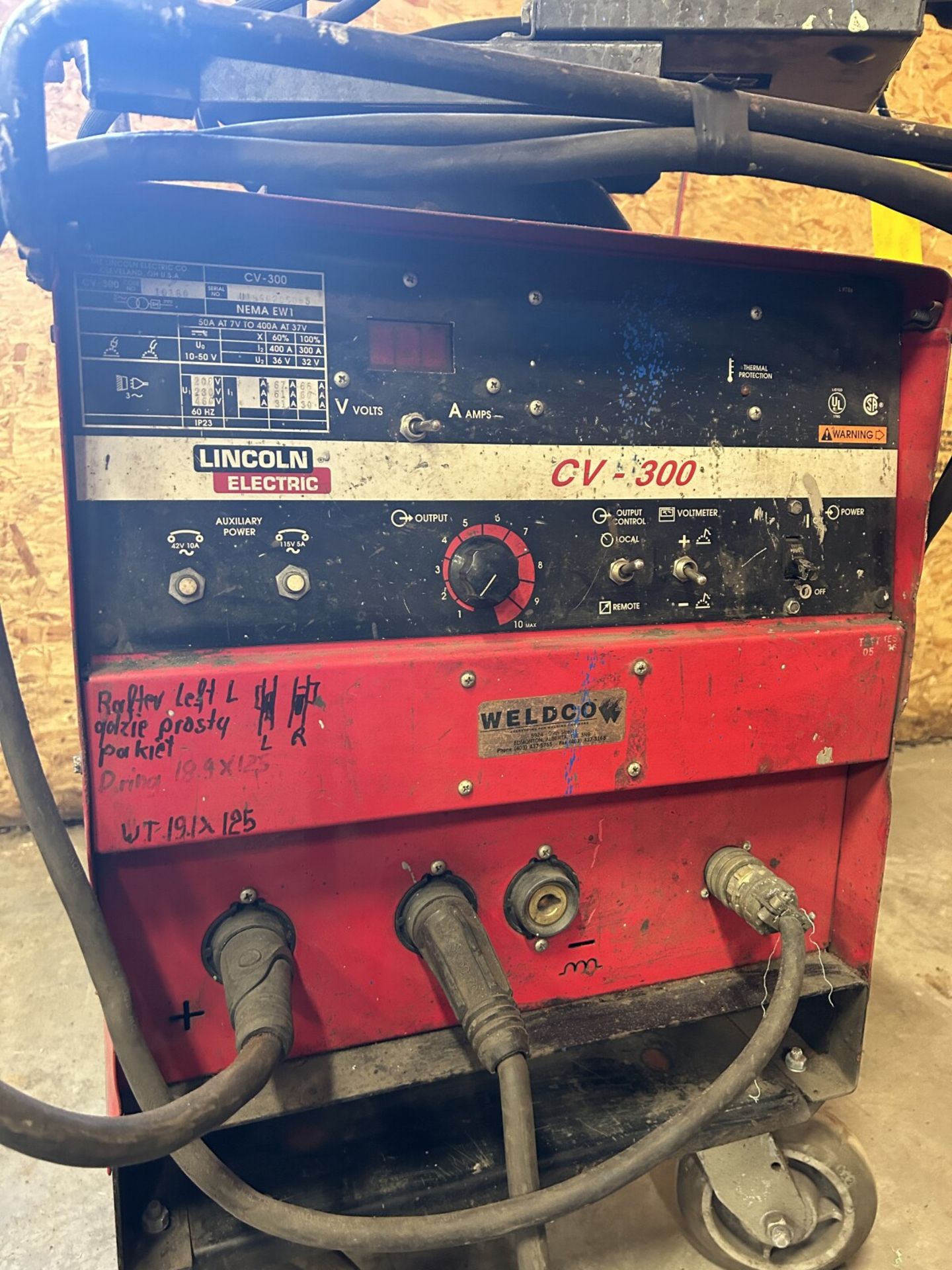 LINCOLN CV300 WELDER POWERSOURCE, C/W LINCOLN LN-7GMA WIRE FEEDER (S/N: U19604011180), S/N: - Image 4 of 6