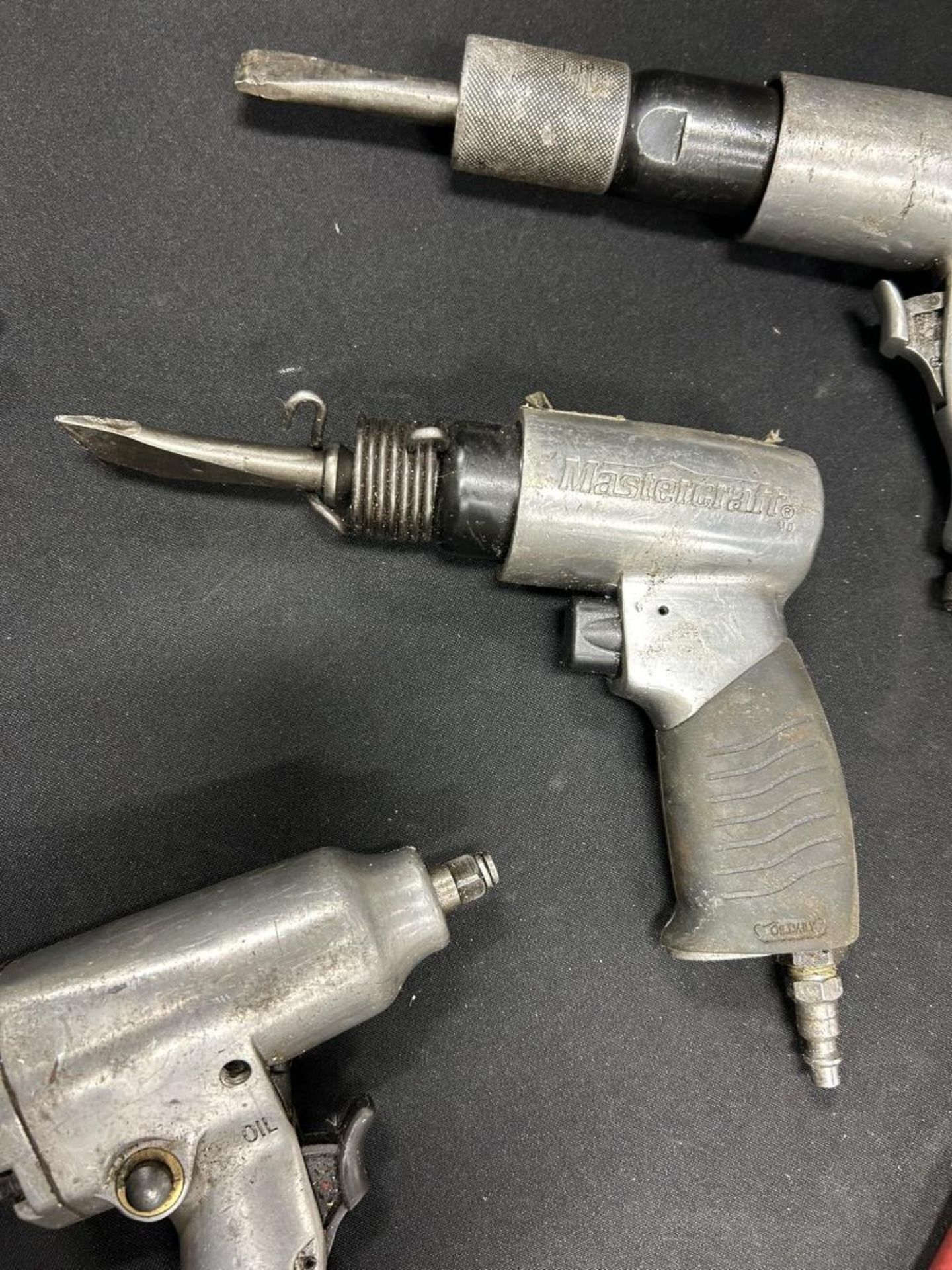 ASSORTED PNEUMATIC AIR TOOLS - Image 8 of 11