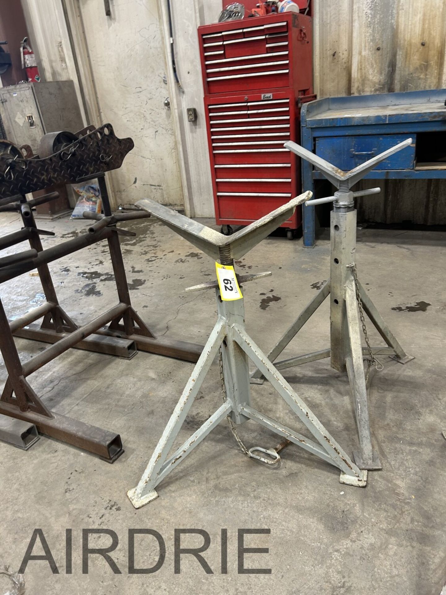 *OFFSITE* 2-500KG SHOP BUILT ADJUSTABLE PIPE STANDS