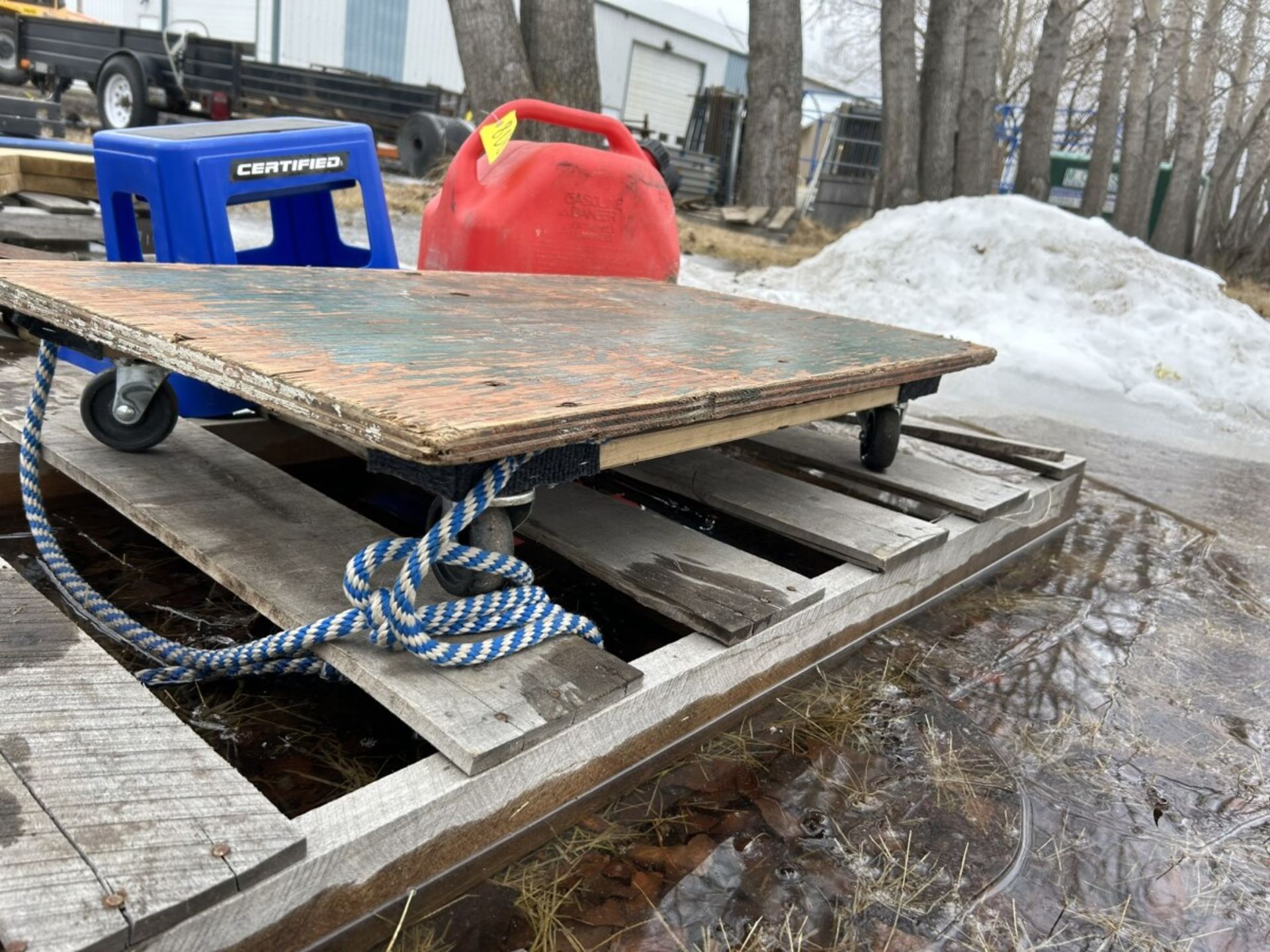 CERTIFIED ROLLER SEAT, JERRY CAN, 2 SHINGLE SHOVEL & SHOP BUILT CART - Image 4 of 6