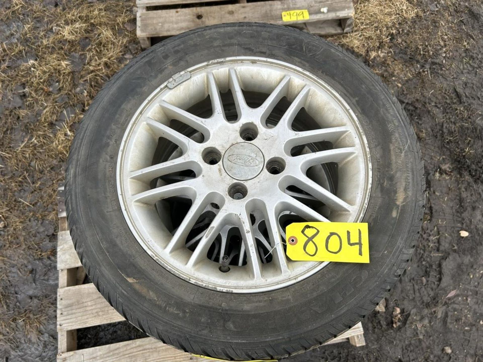 4 - FORD 15" RIMS W/ RUBBER FIRESTONE 195/60 R15 (NOT MUCH TREAD LEFT) - Image 2 of 3
